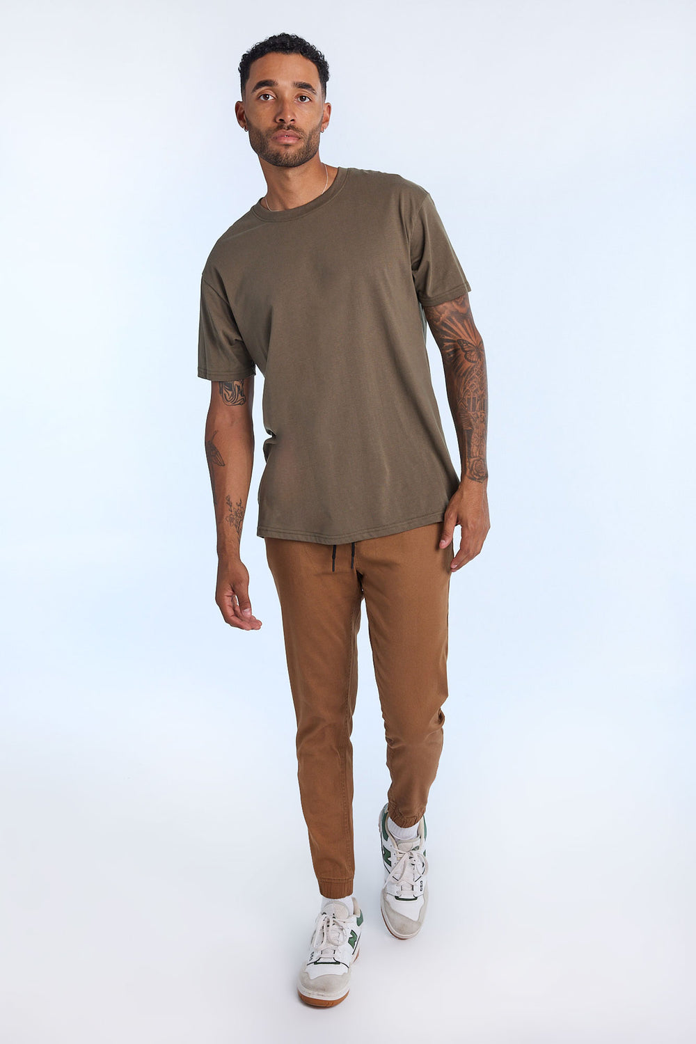Jogger en sergé coupe slim homme Jogger en sergé coupe slim homme