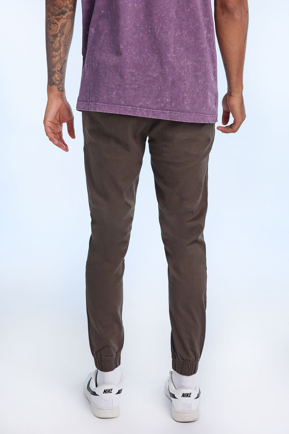 Jogger en sergé coupe slim homme Jogger en sergé coupe slim homme