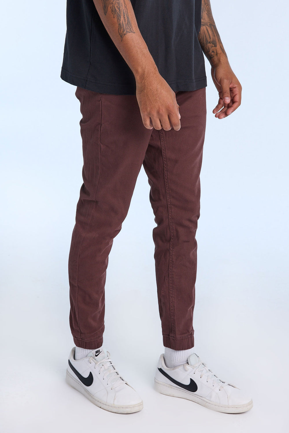 Jogger en sergé coupe slim homme Jogger en sergé coupe slim homme
