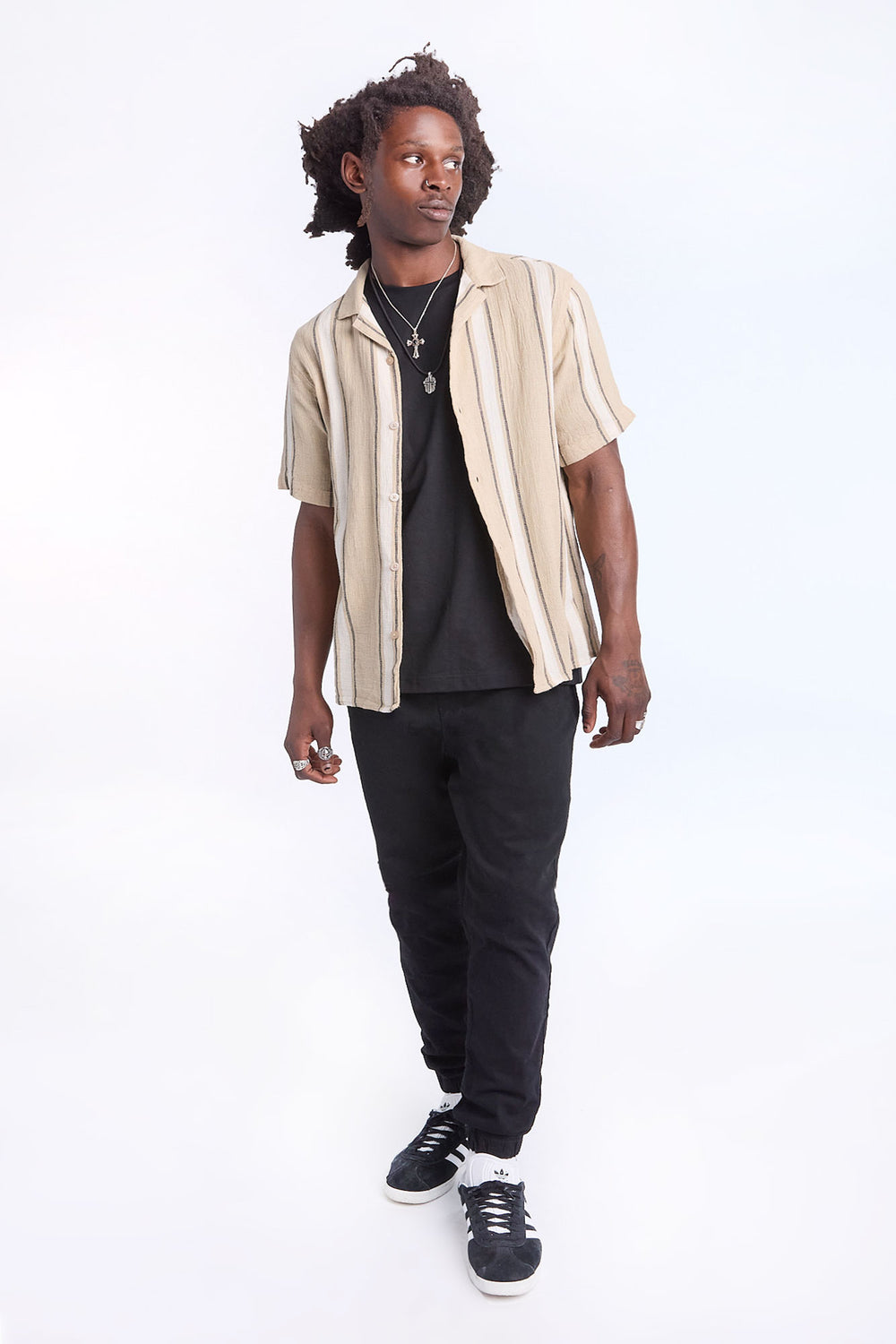 Jogger en sergé coupe décontractée homme Jogger en sergé coupe décontractée homme