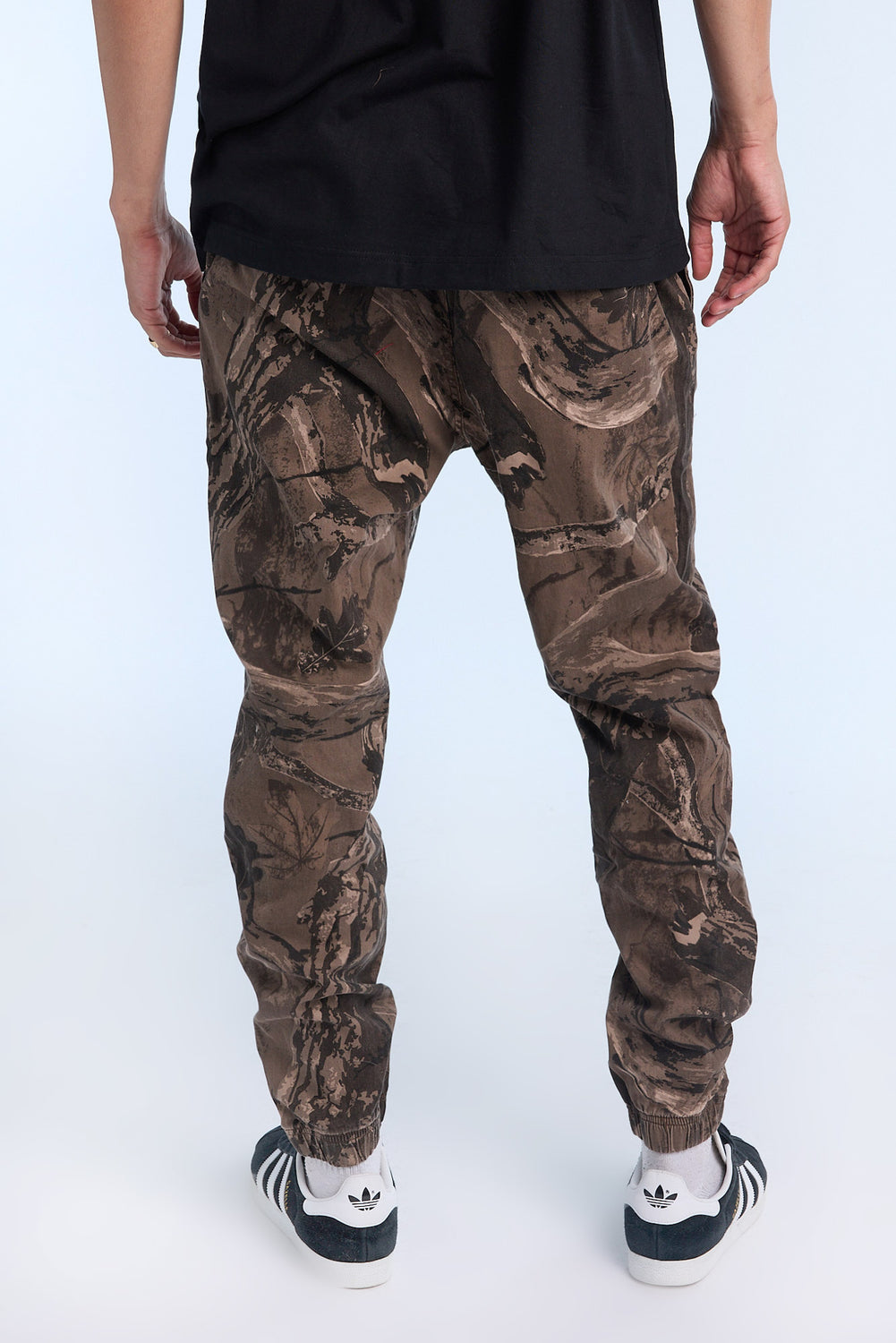 Jogger en sergé coupe décontractée homme Jogger en sergé coupe décontractée homme
