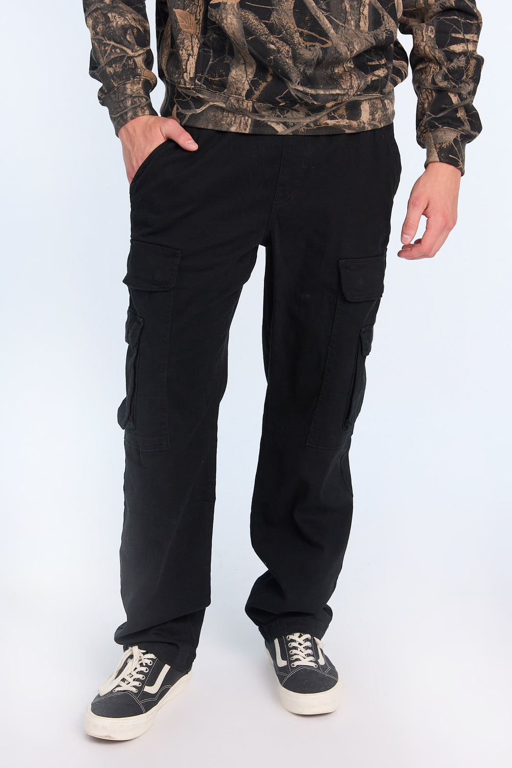 Pantalon cargo ample à 4 poches homme Pantalon cargo ample à 4 poches homme