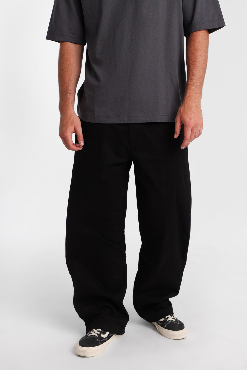 Pantalon ample en sergé Pantalon ample en sergé