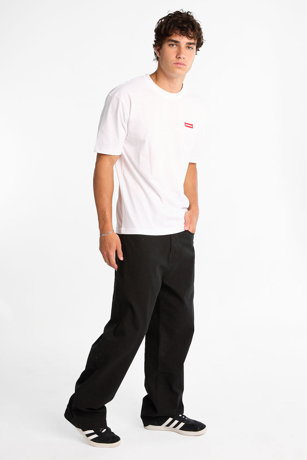 Pantalon ample en toile Pantalon ample en toile