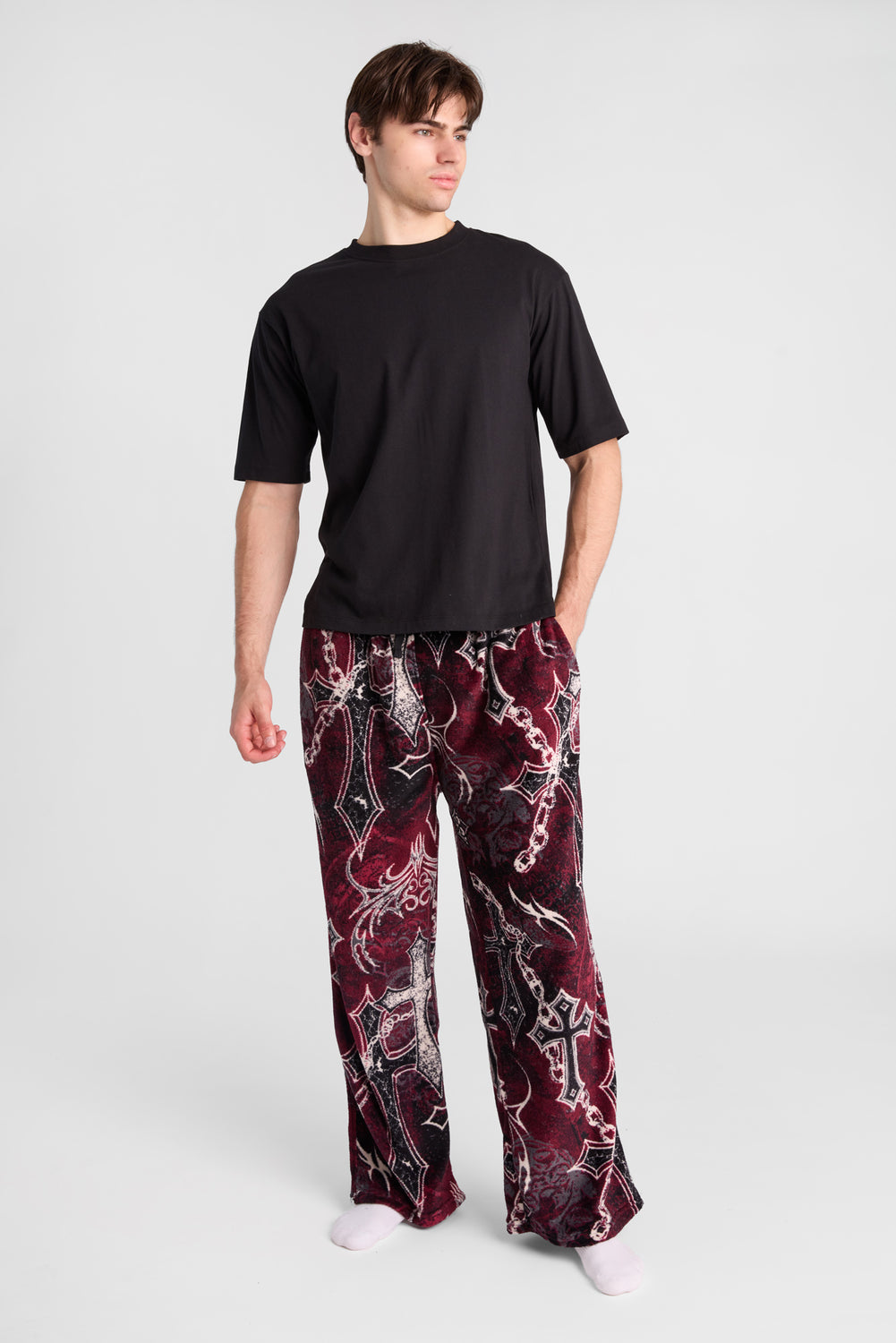 Pantalon de pyjama à imprimé de croix et de chaînes Arsenic Pantalon de pyjama à imprimé de croix et de chaînes Arsenic
