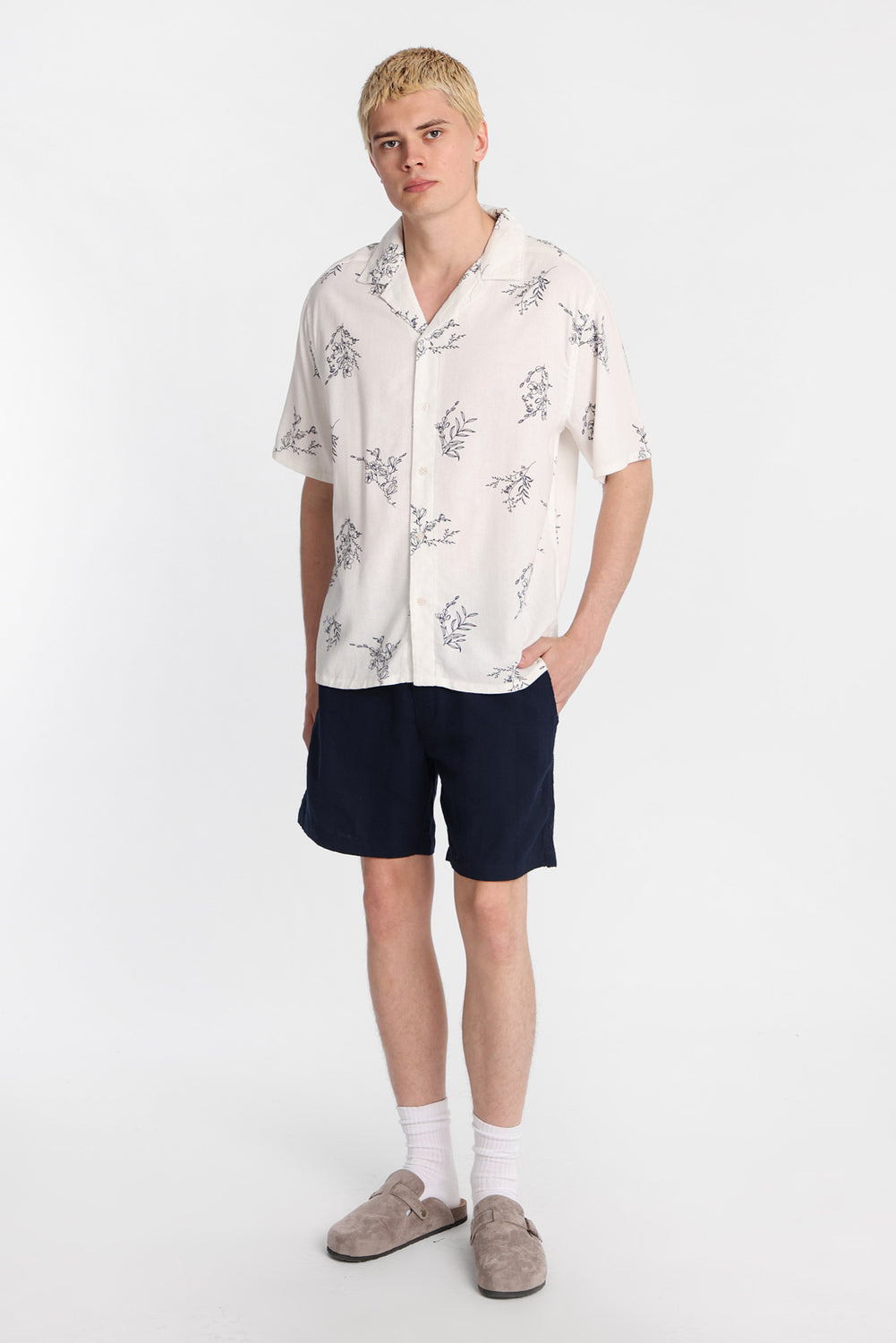 Floral Print Short Sleeve Button-Up Shirt Floral Print Short Sleeve Button-Up Shirt