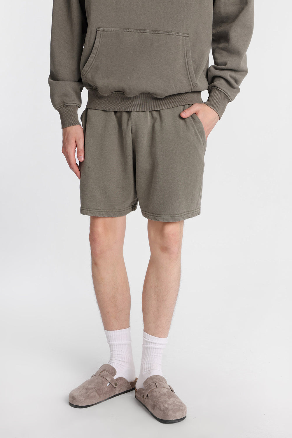 Short en molleton délavé Short en molleton délavé