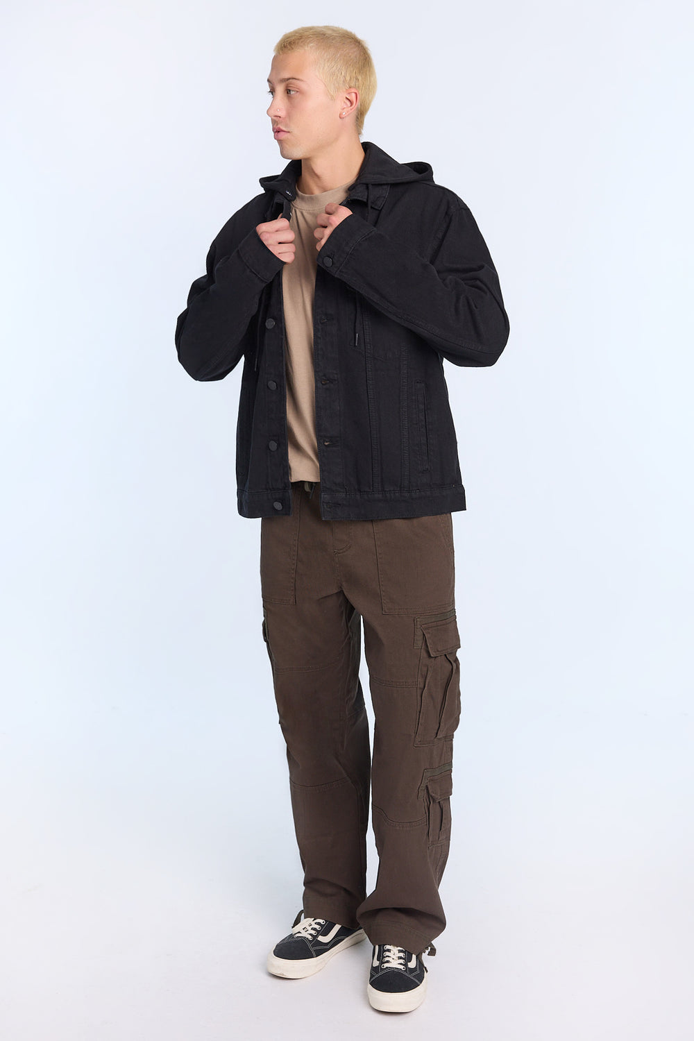 Veste en denim à capuchon homme Veste en denim à capuchon homme