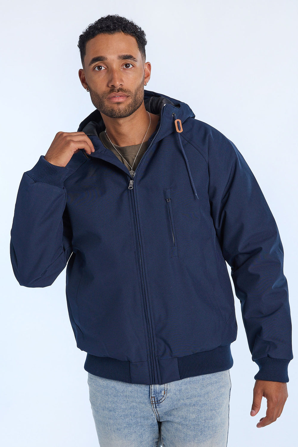 Veste bomber à capuchon et manches raglan homme Veste bomber à capuchon et manches raglan homme