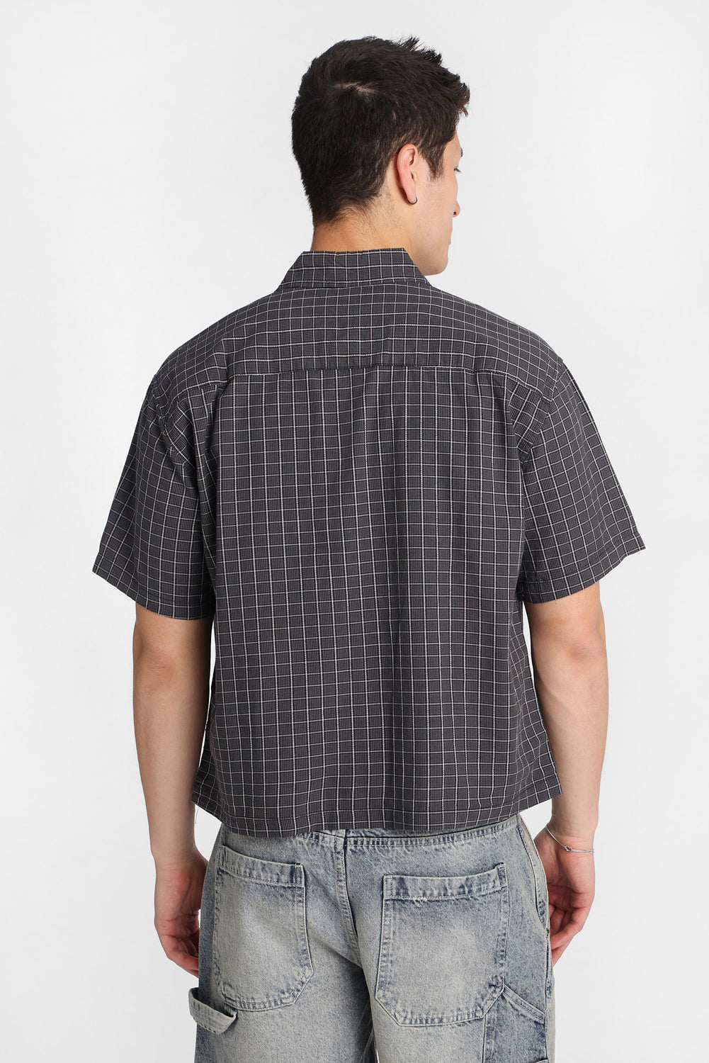Chemise boutonnée courte à carreaux Chemise boutonnée courte à carreaux
