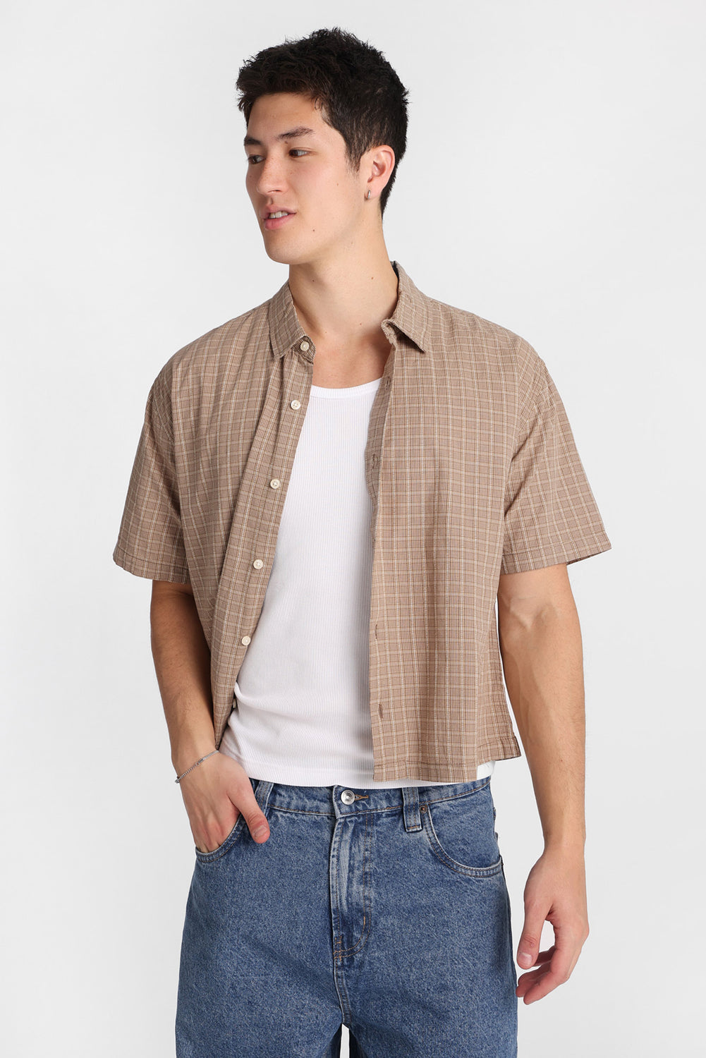 Chemise boutonnée courte à carreaux Chemise boutonnée courte à carreaux
