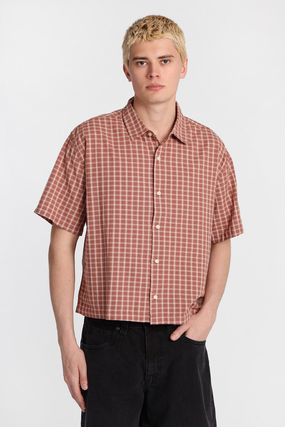 Cropped Plaid Short Sleeve Button-Up Shirt Cropped Plaid Short Sleeve Button-Up Shirt