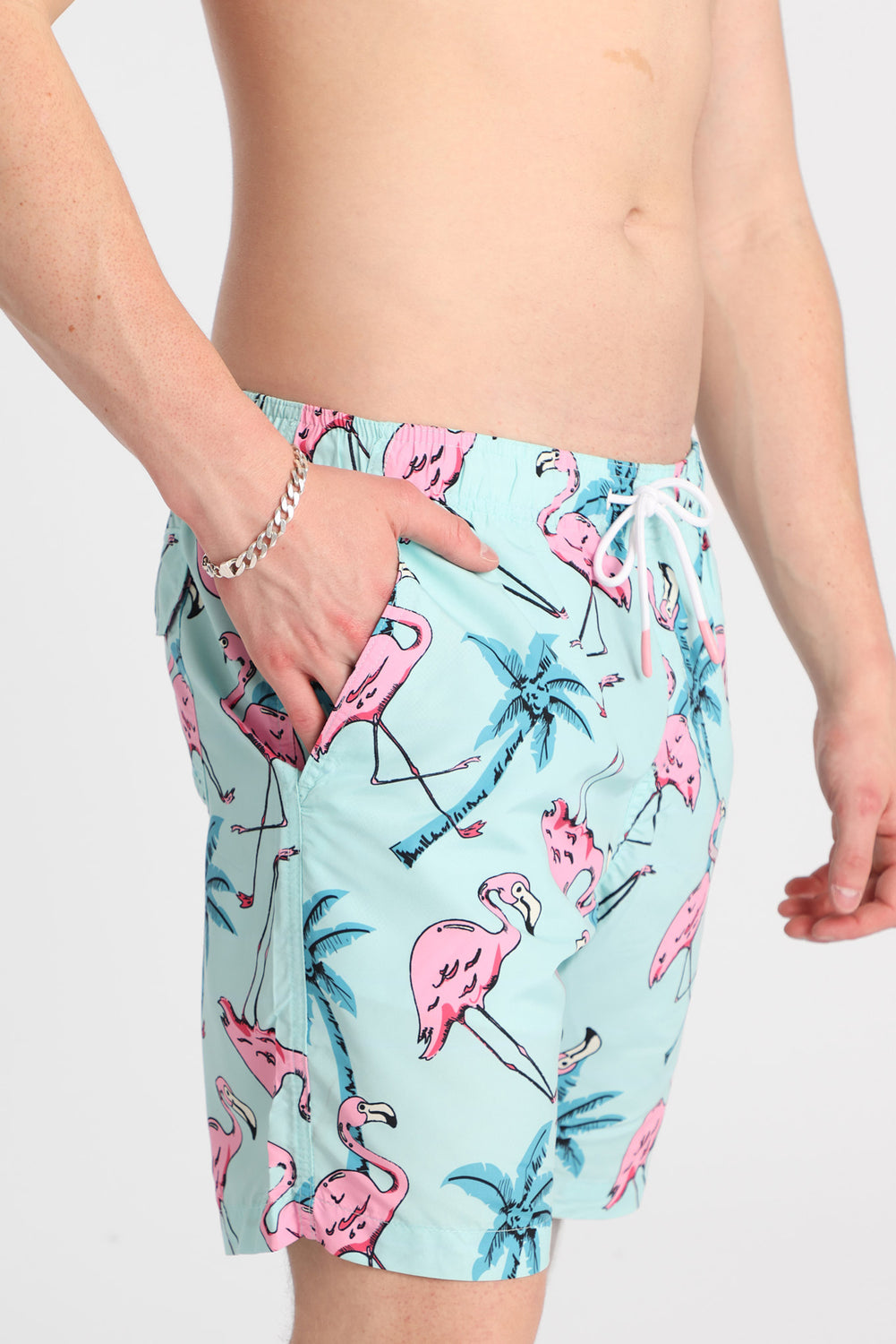 Short de bain flamants roses 7 po Short de bain flamants roses 7 po