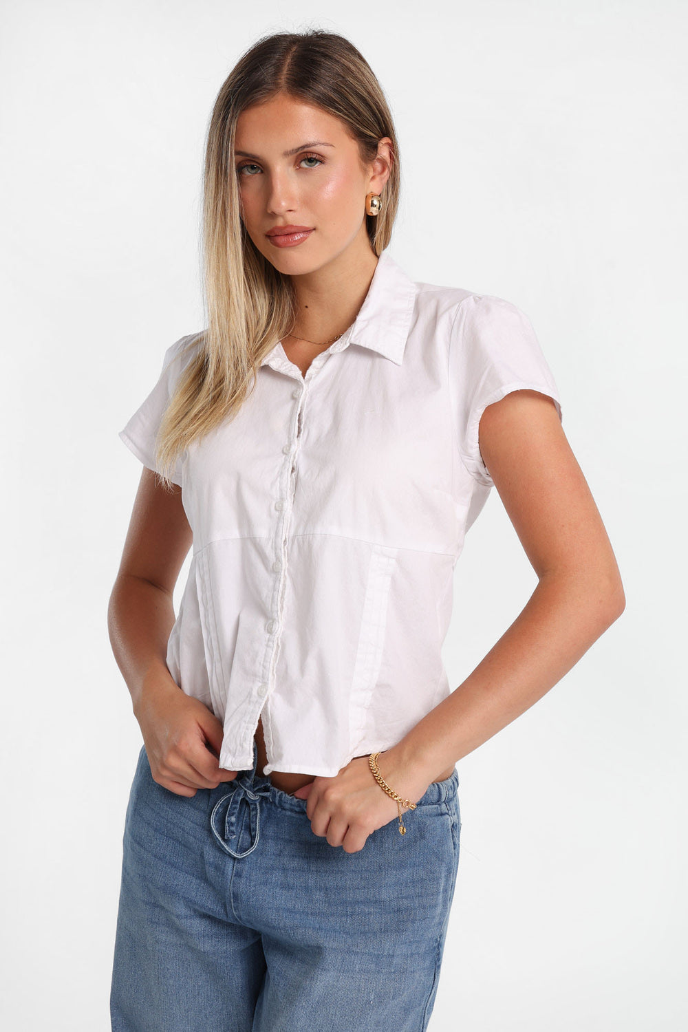 Chemise en popeline de coton à nouer au dos Chemise en popeline de coton à nouer au dos