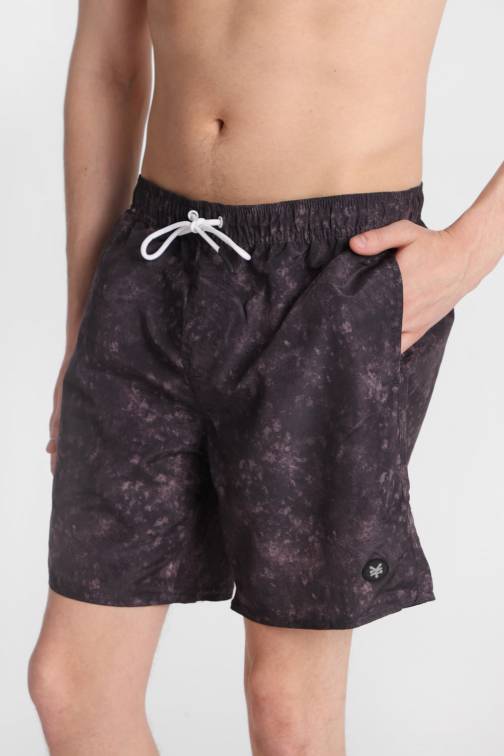 Short de bain tie-dye noir Zoo York 7 po Short de bain tie-dye noir Zoo York 7 po