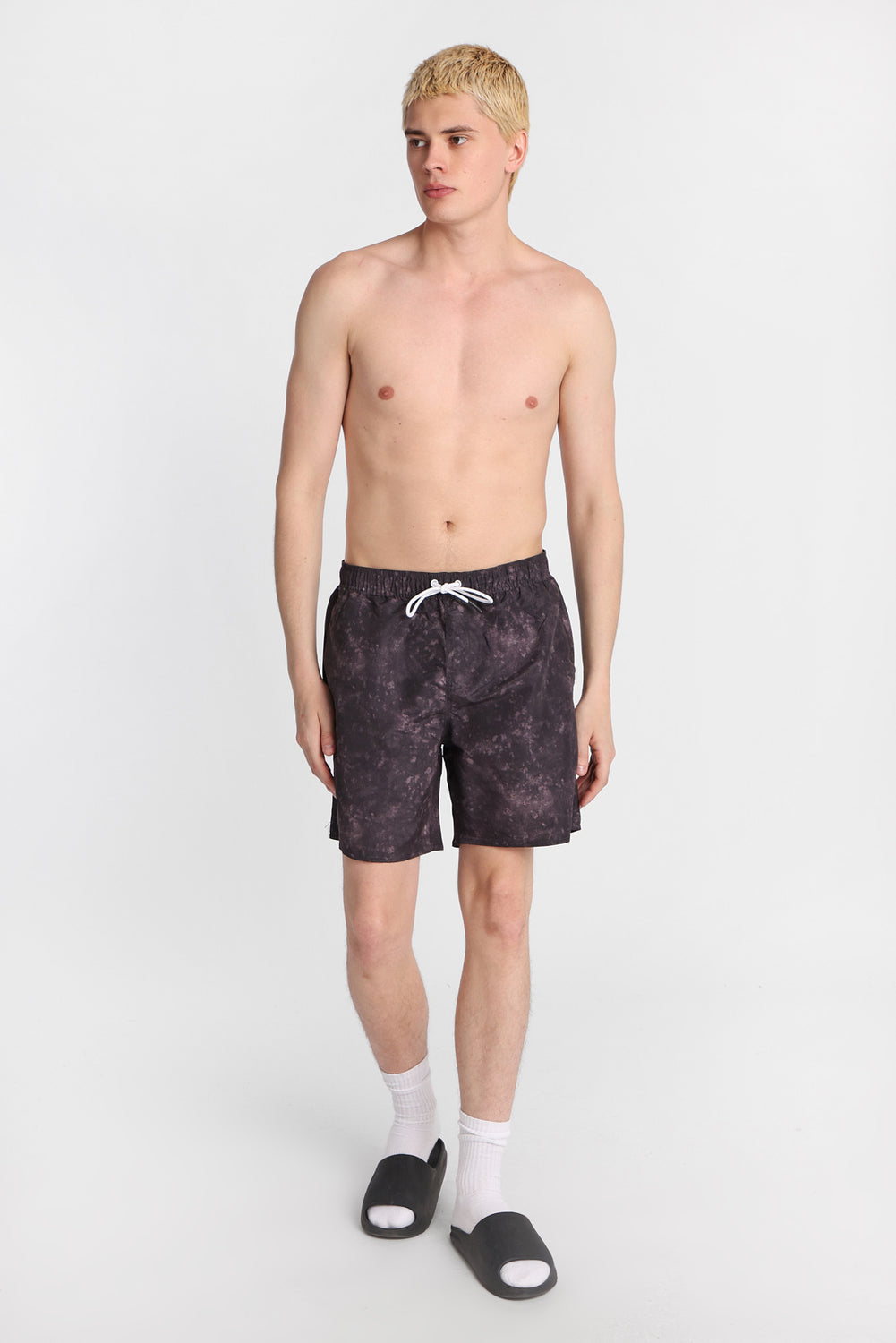 Short de bain tie-dye noir Zoo York 7 po Short de bain tie-dye noir Zoo York 7 po