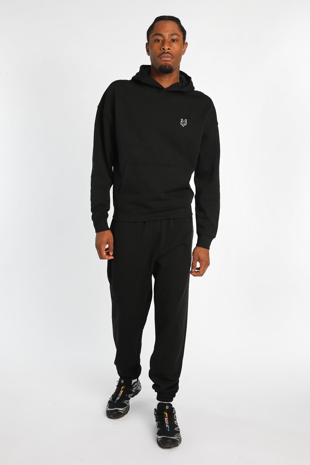 Haut à capuchon à logo brodé Zoo York Haut à capuchon à logo brodé Zoo York