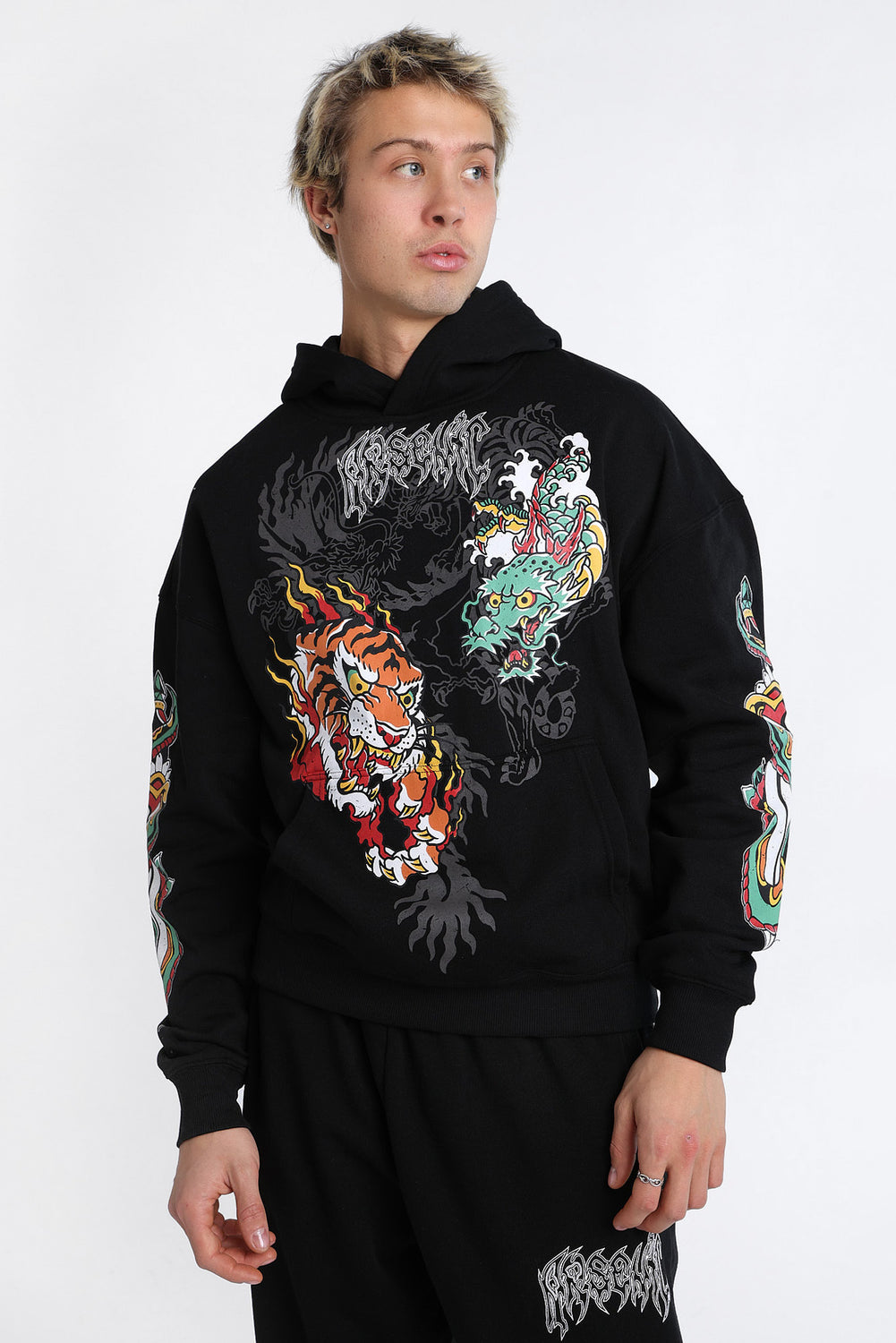 Arsenic Dragon & Tiger Graphic Hoodie Arsenic Dragon & Tiger Graphic Hoodie