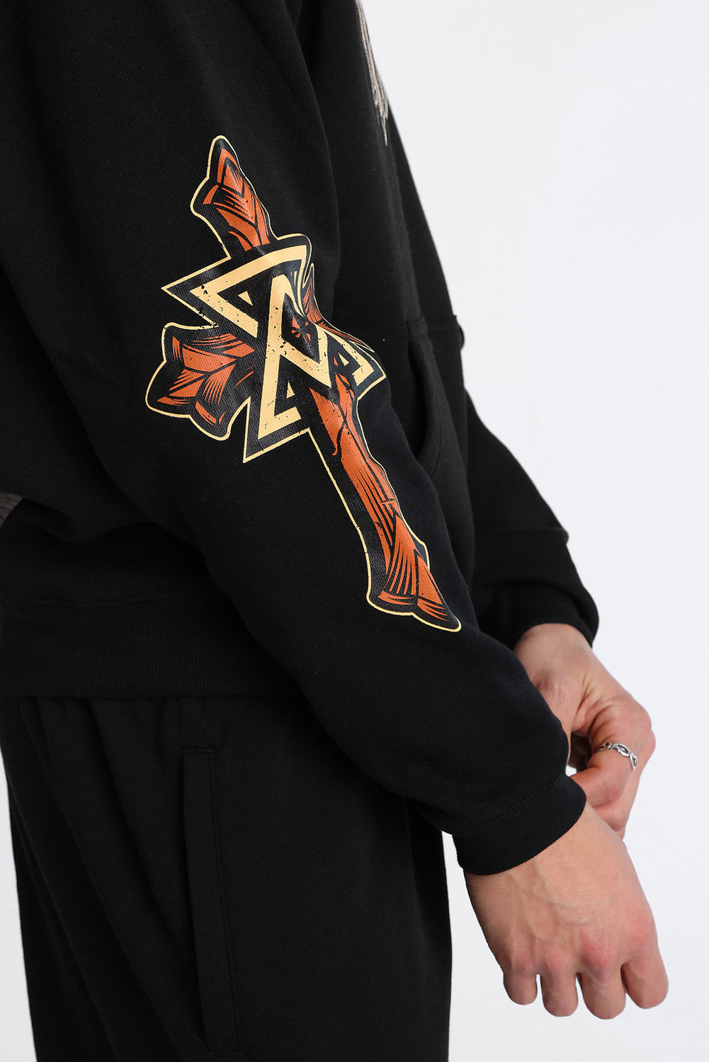 Haut à capuchon imprimé contraste le faucheur Arsenic Haut à capuchon imprimé contraste le faucheur Arsenic