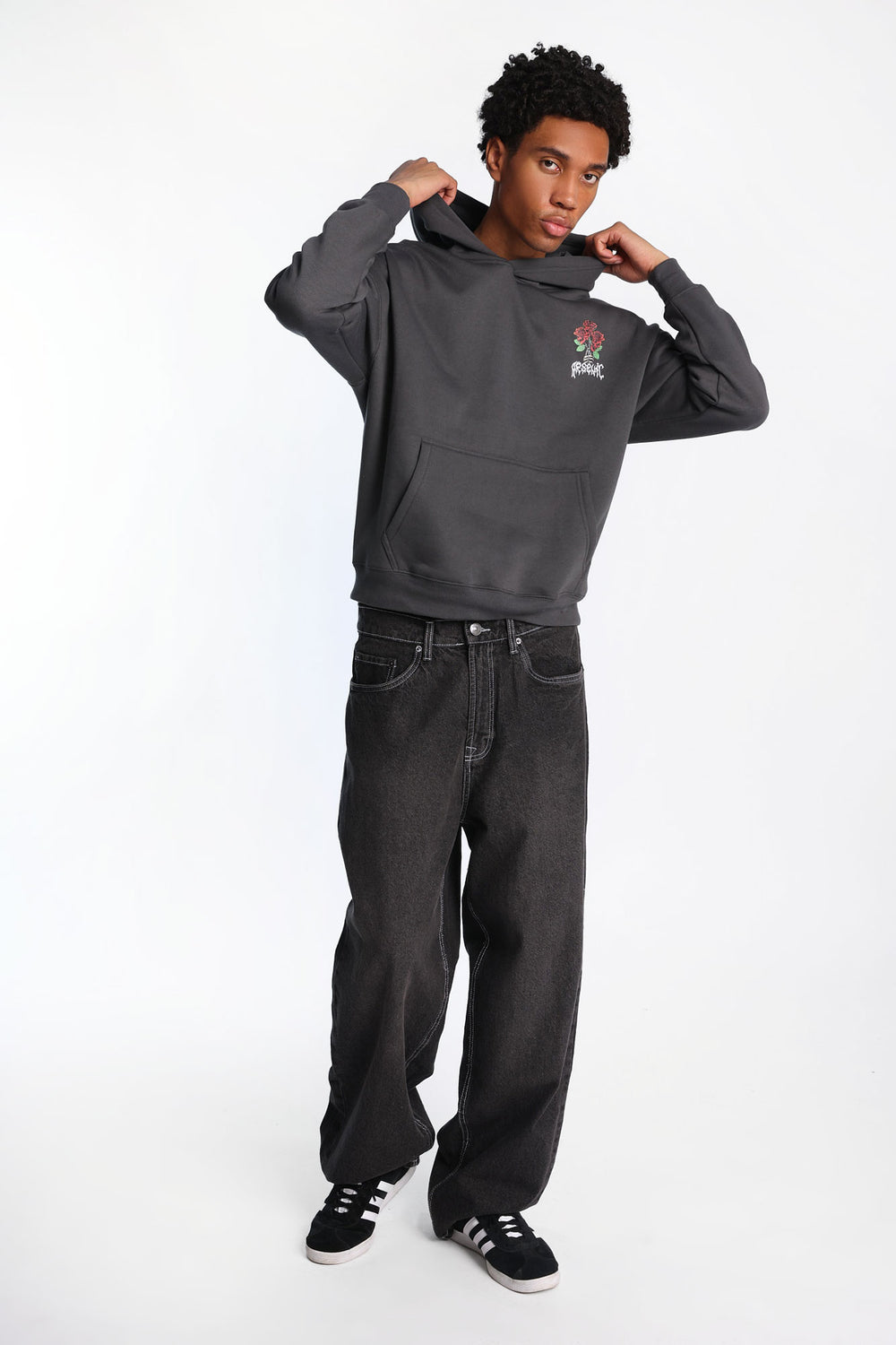 Haut à capuchon imprimé bouquet de roses Haut à capuchon imprimé bouquet de roses