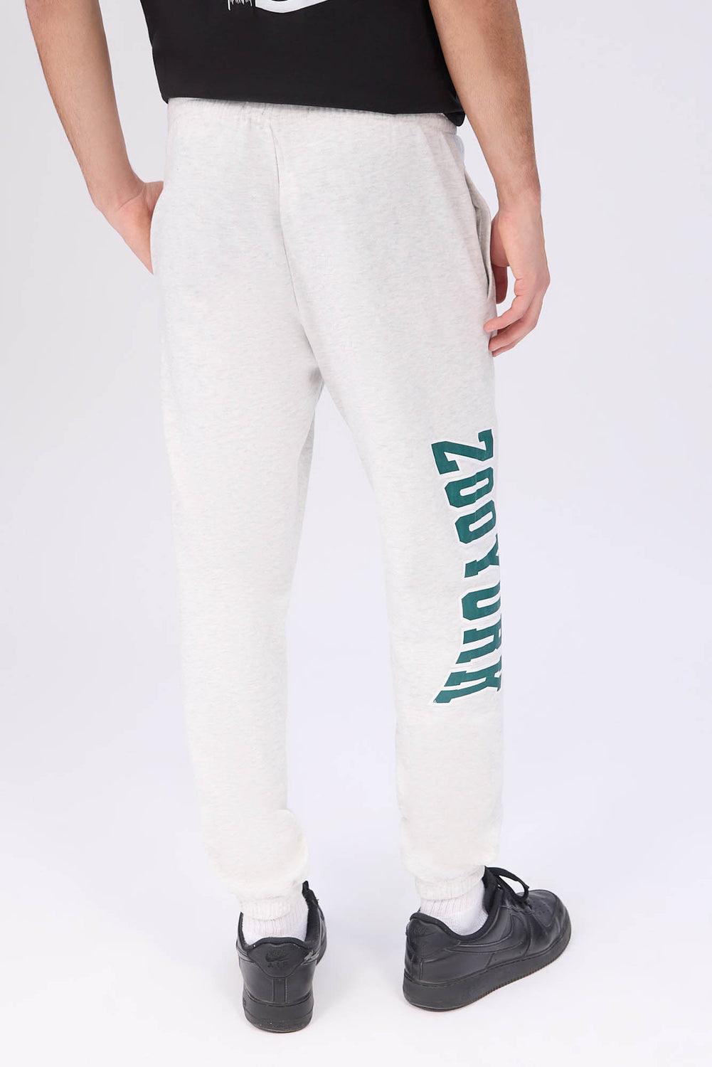 Jogger en molleton imprimé logo Zoo York homme Jogger en molleton imprimé logo Zoo York homme