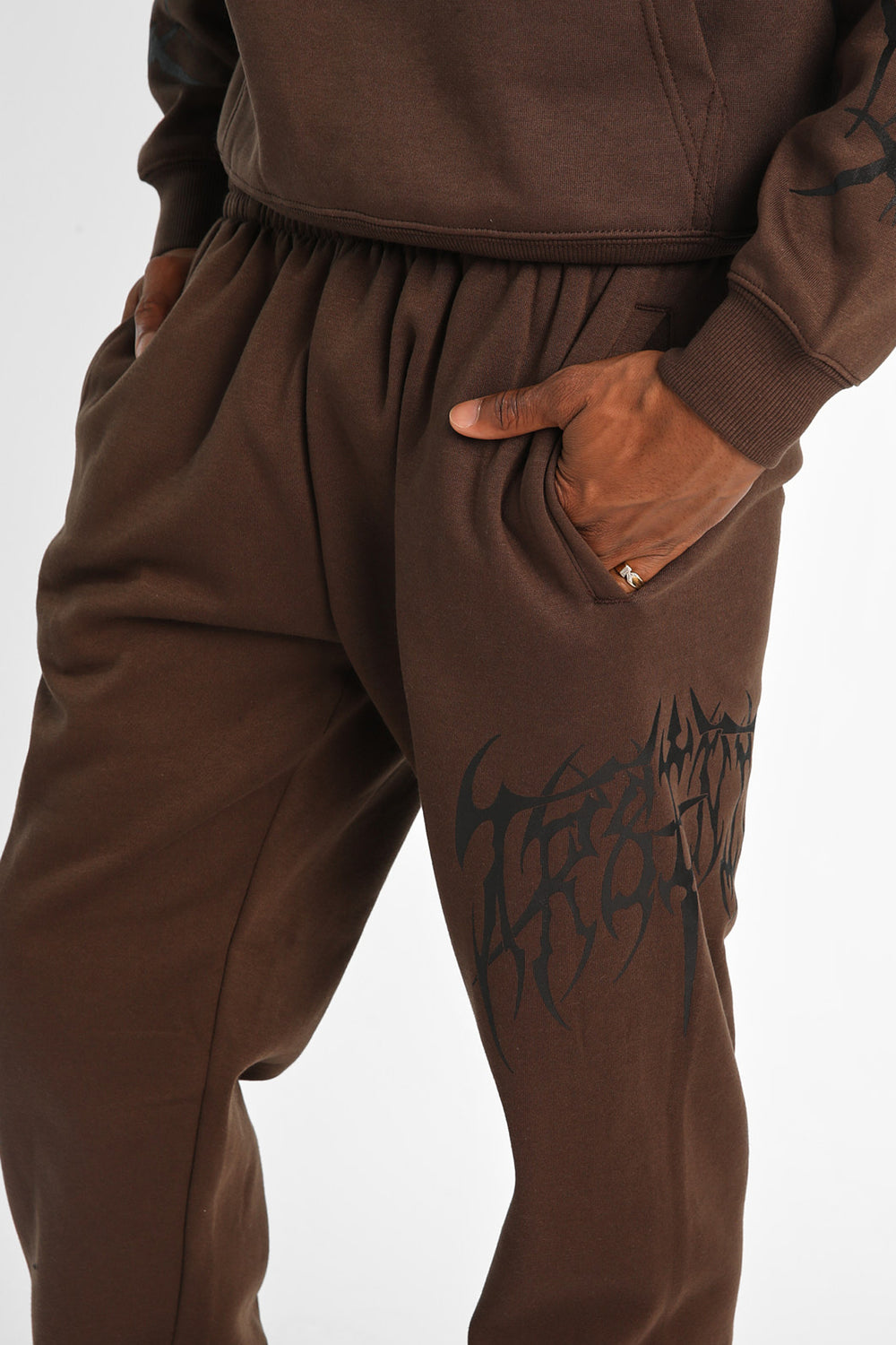 Jogger en molleton imprimé gothique Arsenic Jogger en molleton imprimé gothique Arsenic