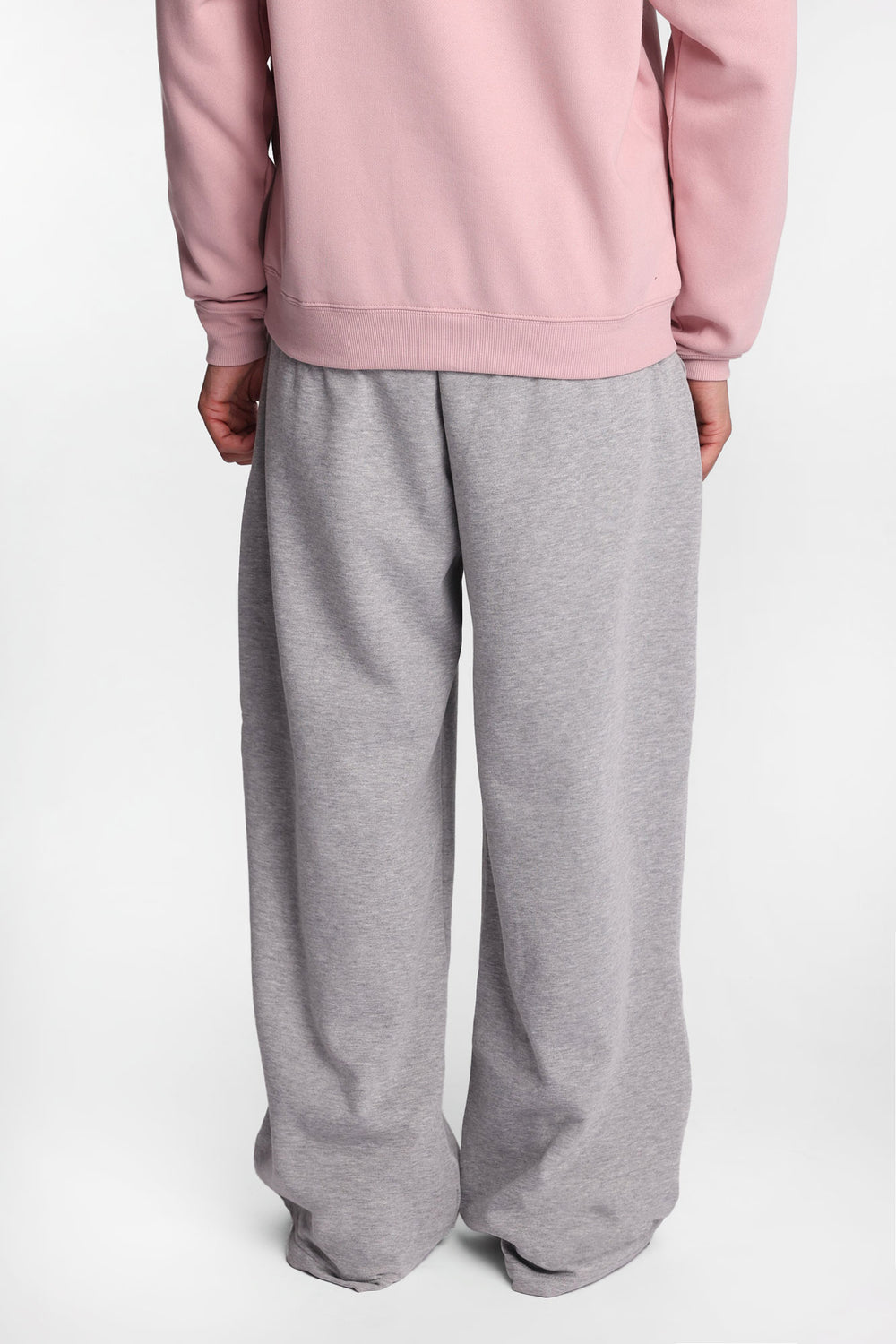 Zoo York Super Baggy Straight Leg Sweatpants Zoo York Super Baggy Straight Leg Sweatpants