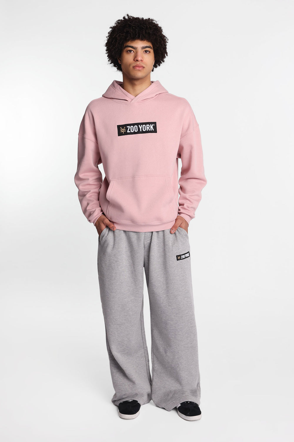 Zoo York Super Baggy Straight Leg Sweatpants Zoo York Super Baggy Straight Leg Sweatpants