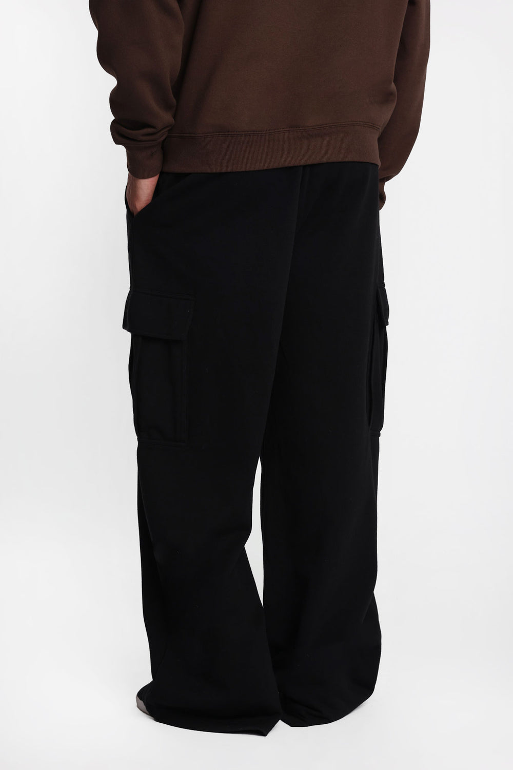 Zoo York Super Baggy Straight Leg Cargo Sweatpants Zoo York Super Baggy Straight Leg Cargo Sweatpants