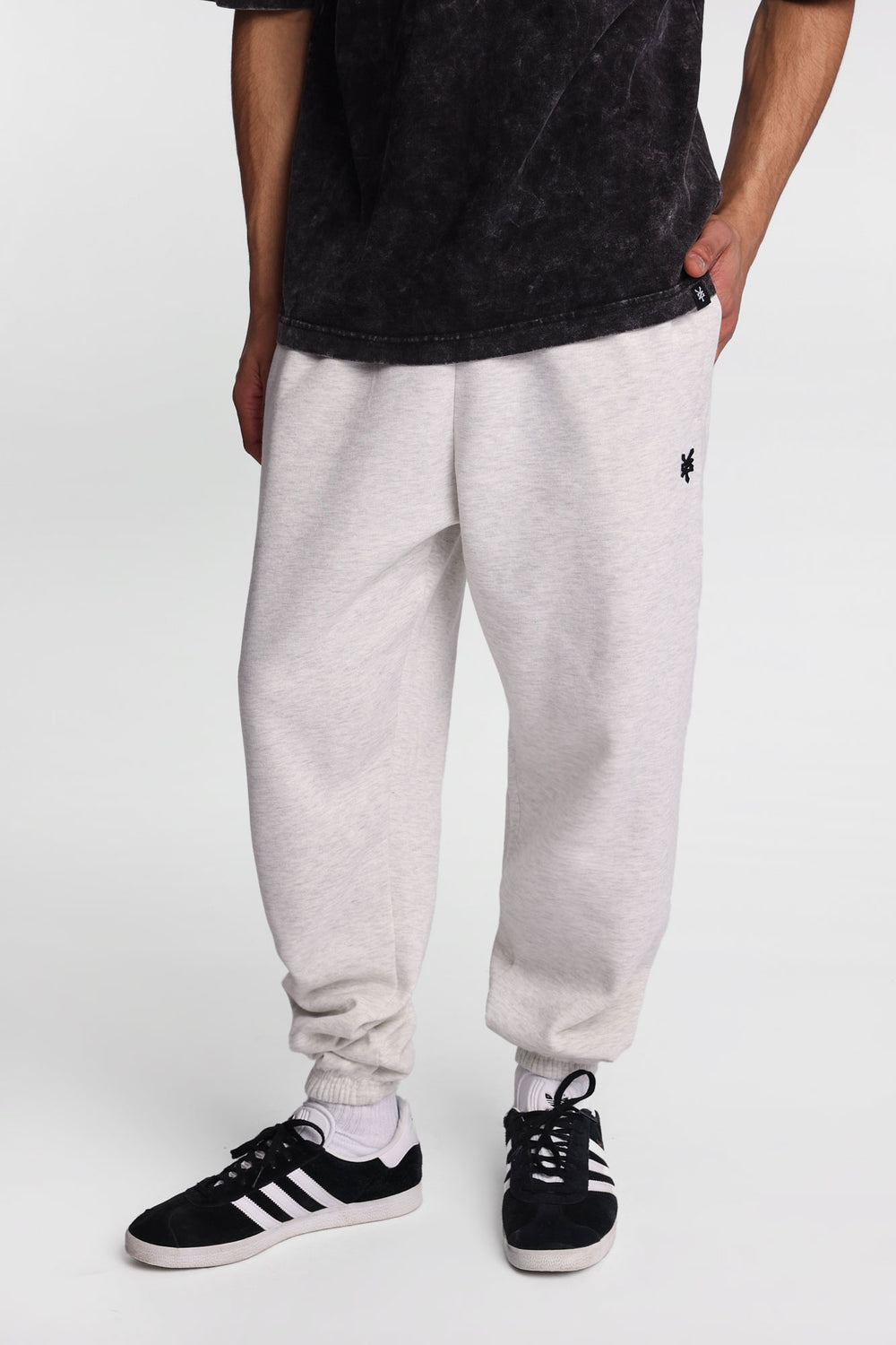 Pantalon de survêtement à logo brodé Zoo York Pantalon de survêtement à logo brodé Zoo York