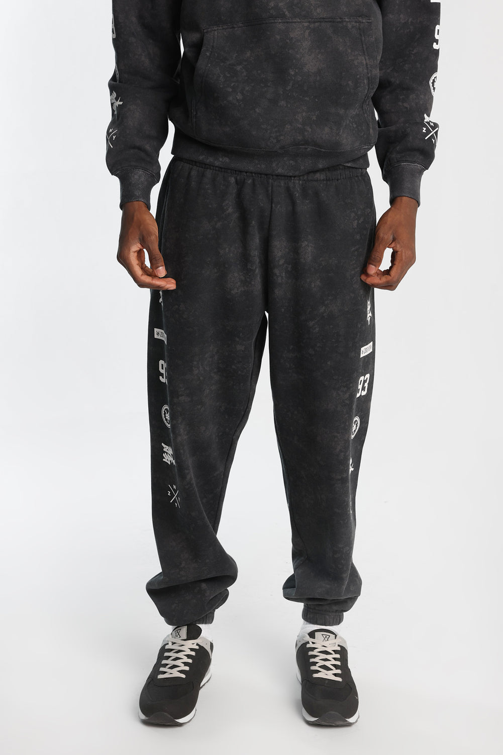 Zoo York Allover Washed Printed Sweatpants Zoo York Allover Washed Printed Sweatpants