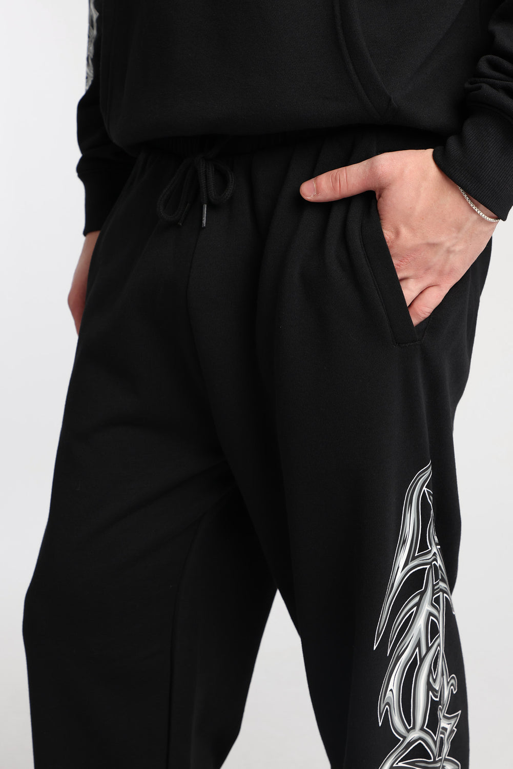 Arsenic Graphic Straight Leg Sweatpants Arsenic Graphic Straight Leg Sweatpants