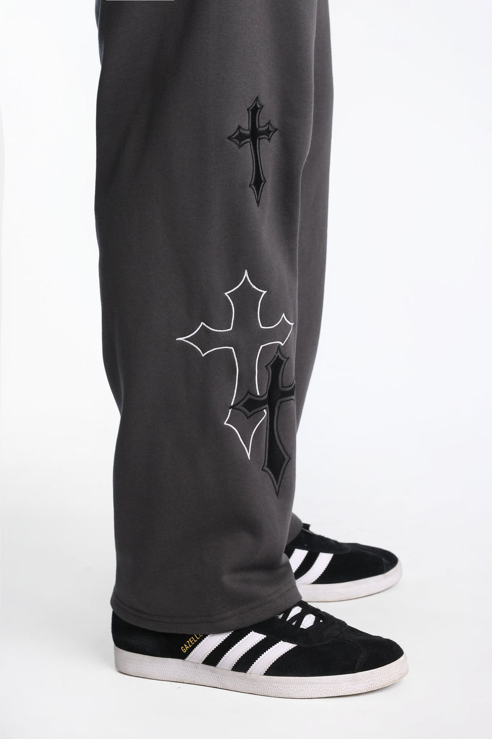 Jogger en molleton à jambe droite croix Arsenic Jogger en molleton à jambe droite croix Arsenic