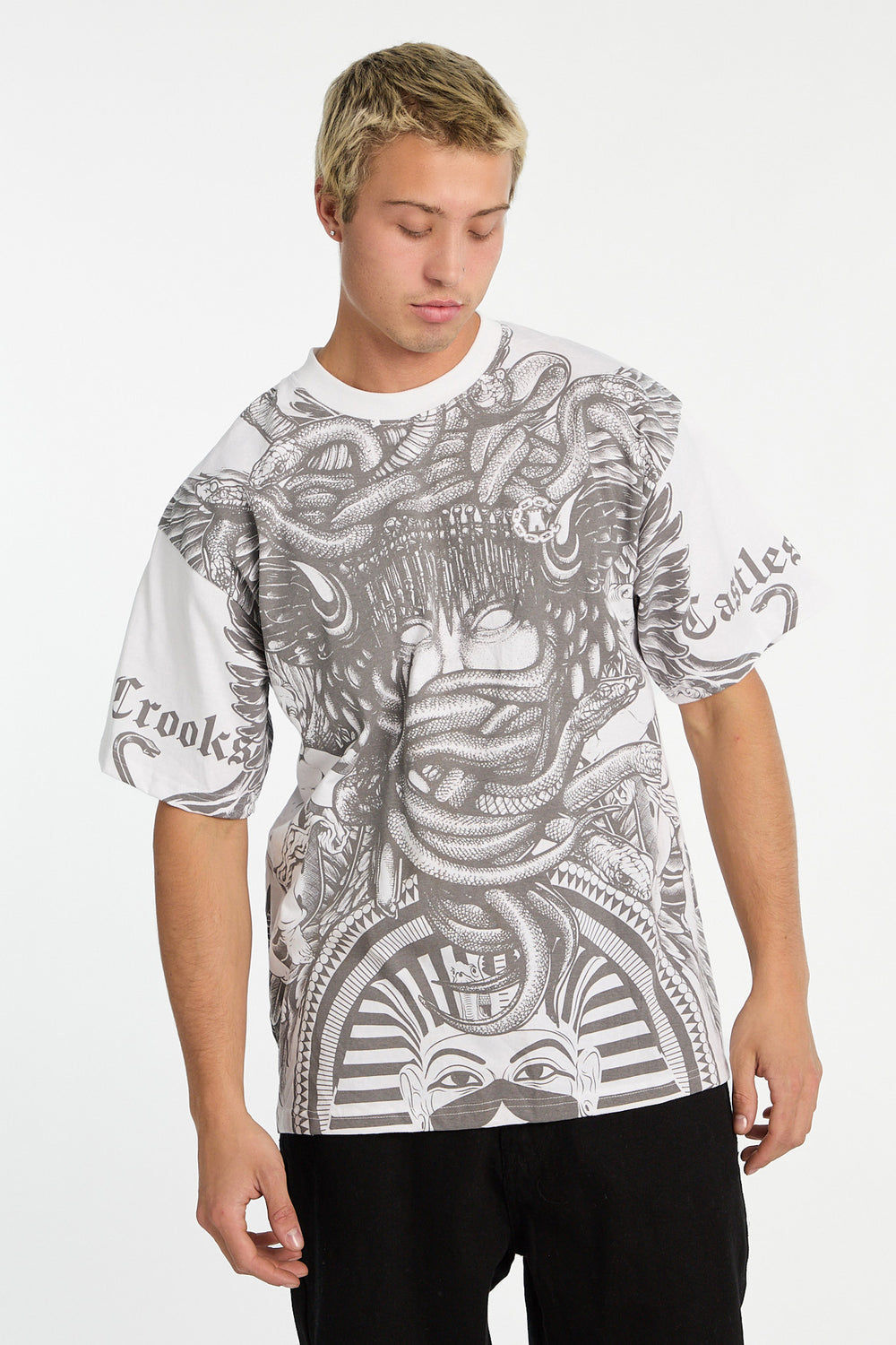 T-shirt imprimé Crooks & Castles The Almighty Elite homme T-shirt imprimé Crooks & Castles The Almighty Elite homme