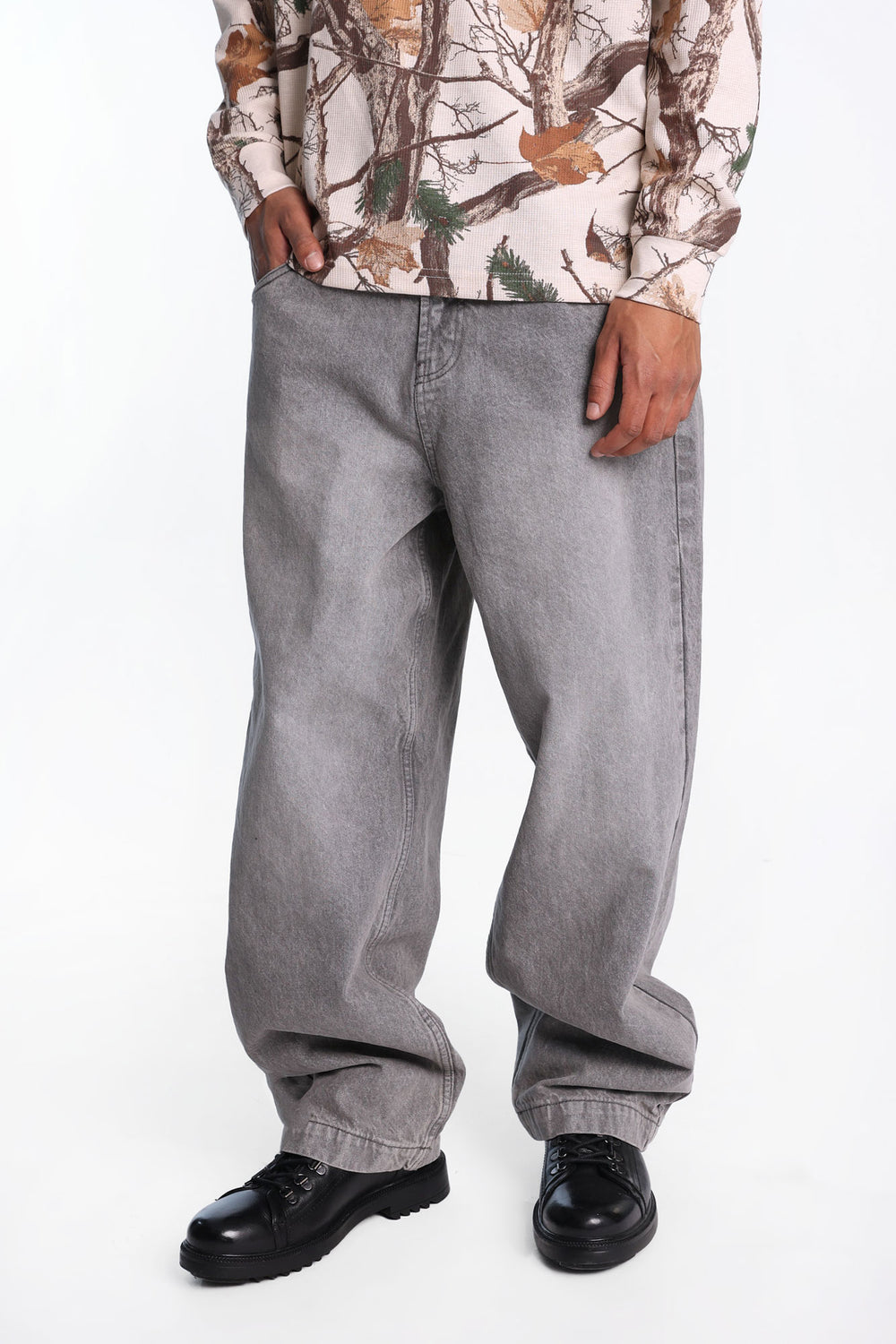 Baggy Skater Embroidered Jeans Baggy Skater Embroidered Jeans