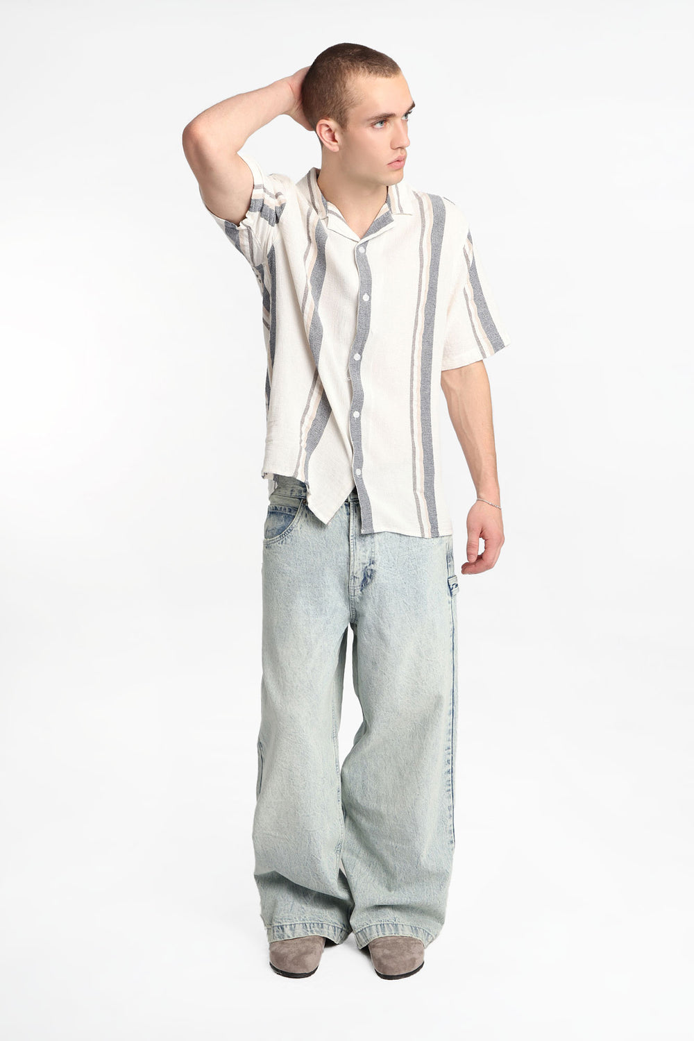 Ultra-Baggy Jeans Ultra-Baggy Jeans