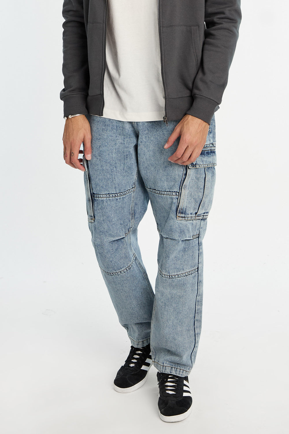Mens Light Stonewash Cargo Jeans Mens Light Stonewash Cargo Jeans