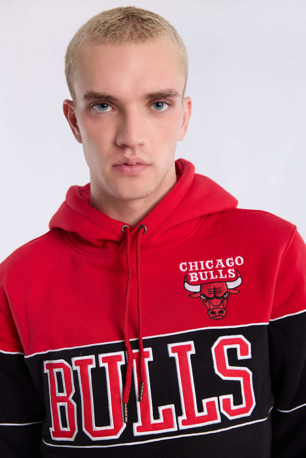 Haut à capuchon bicolore Chicago Bulls homme Haut à capuchon bicolore Chicago Bulls homme