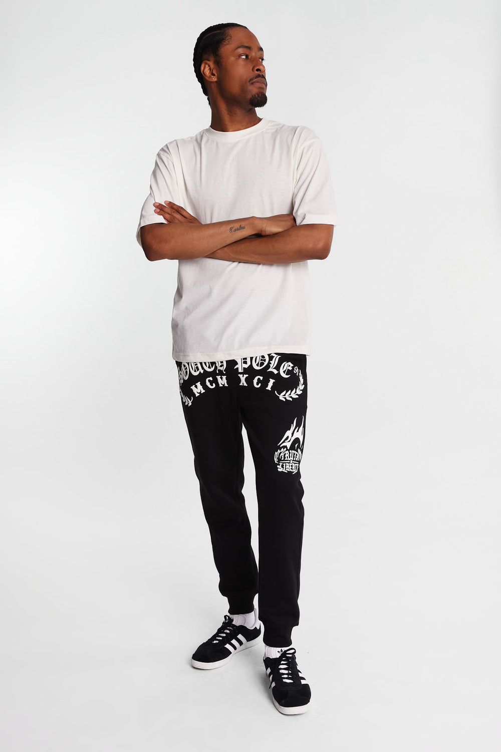 Southpole Truth & Liberty Graphic Fleece Jogger Southpole Truth & Liberty Graphic Fleece Jogger
