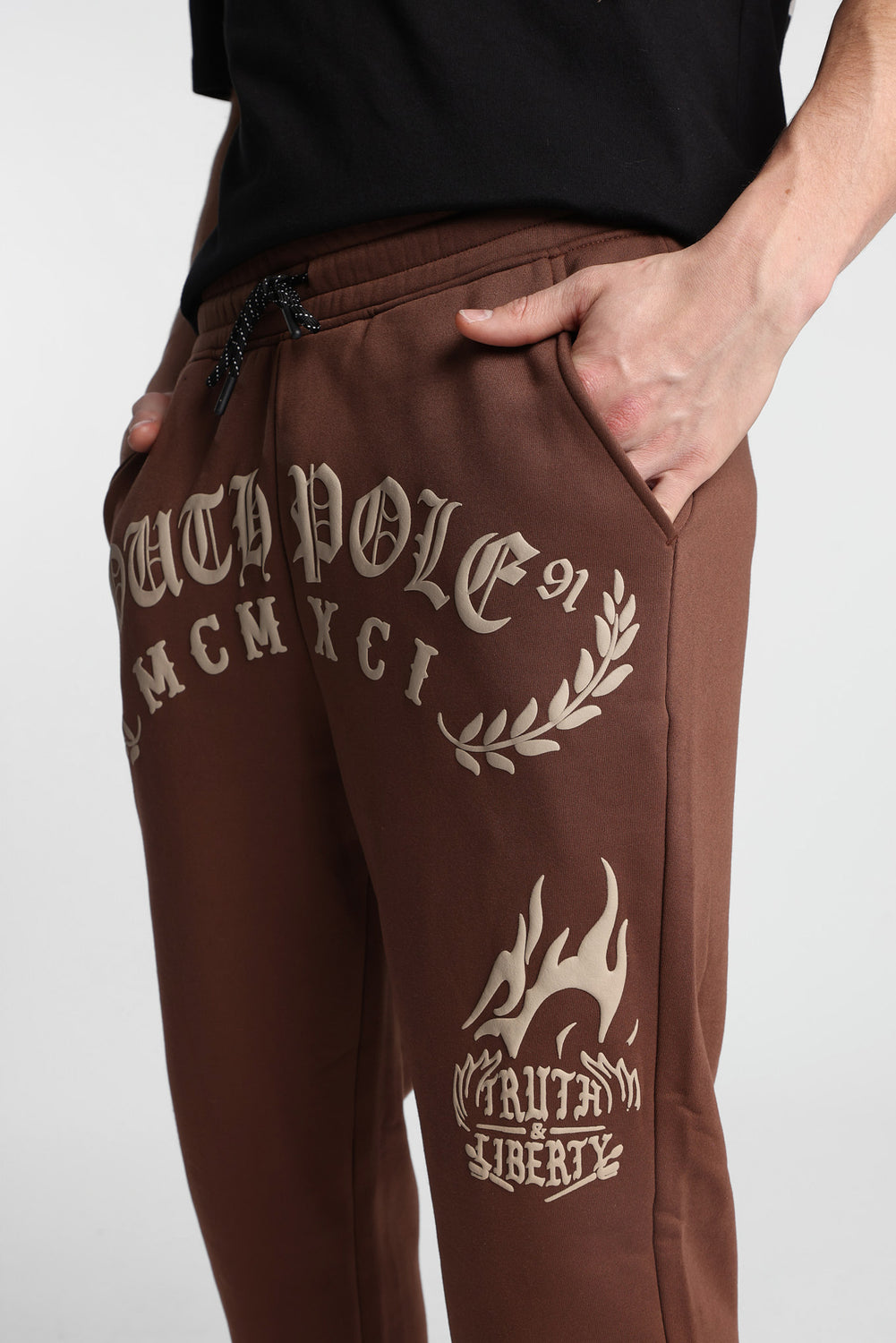 Jogger en molleton imprimé Southpole Truth & Liberty Jogger en molleton imprimé Southpole Truth & Liberty