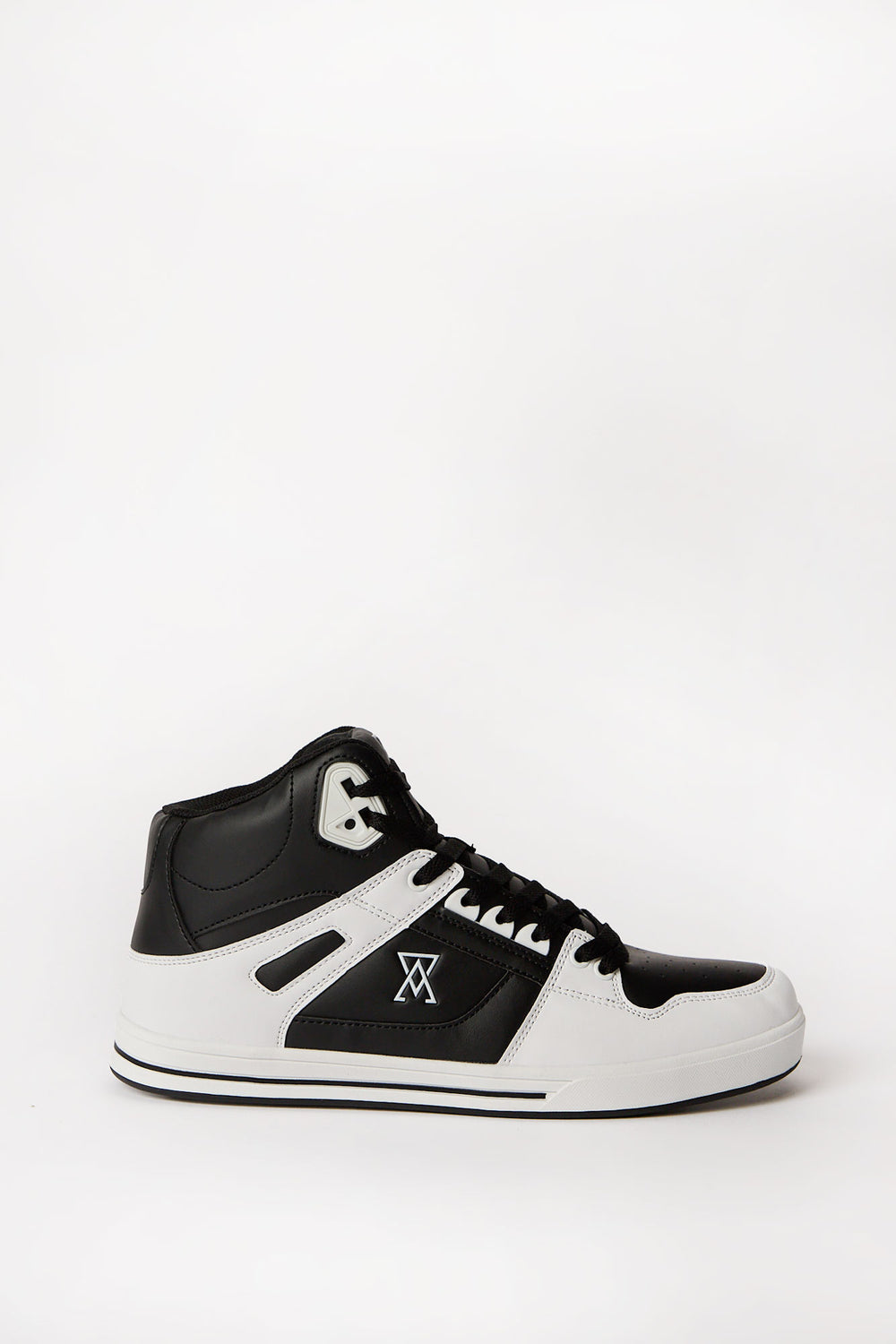 Chaussures montantes en similicuir Arsenic Chaussures montantes en similicuir Arsenic - West49