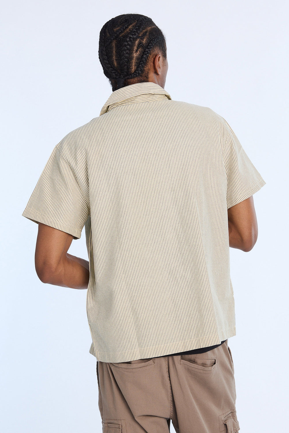 Zoo York Mens Oval Patch Logo Twill Button-Up Zoo York Mens Oval Patch Logo Twill Button-Up
