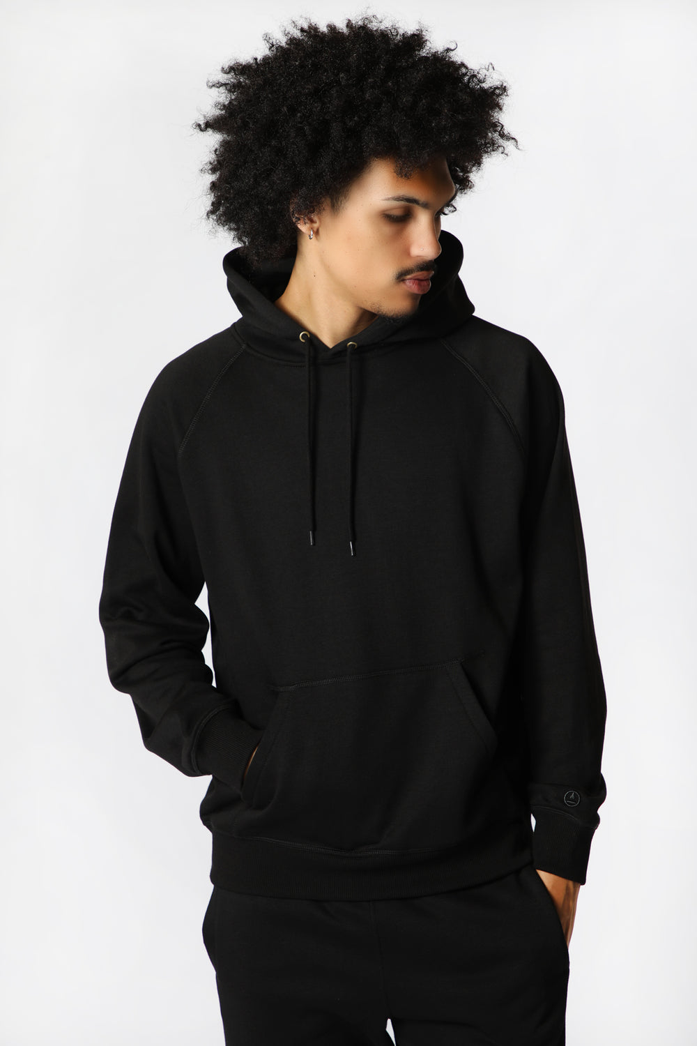 Haut à Capuchon Raglan Amnesia Homme Noir
