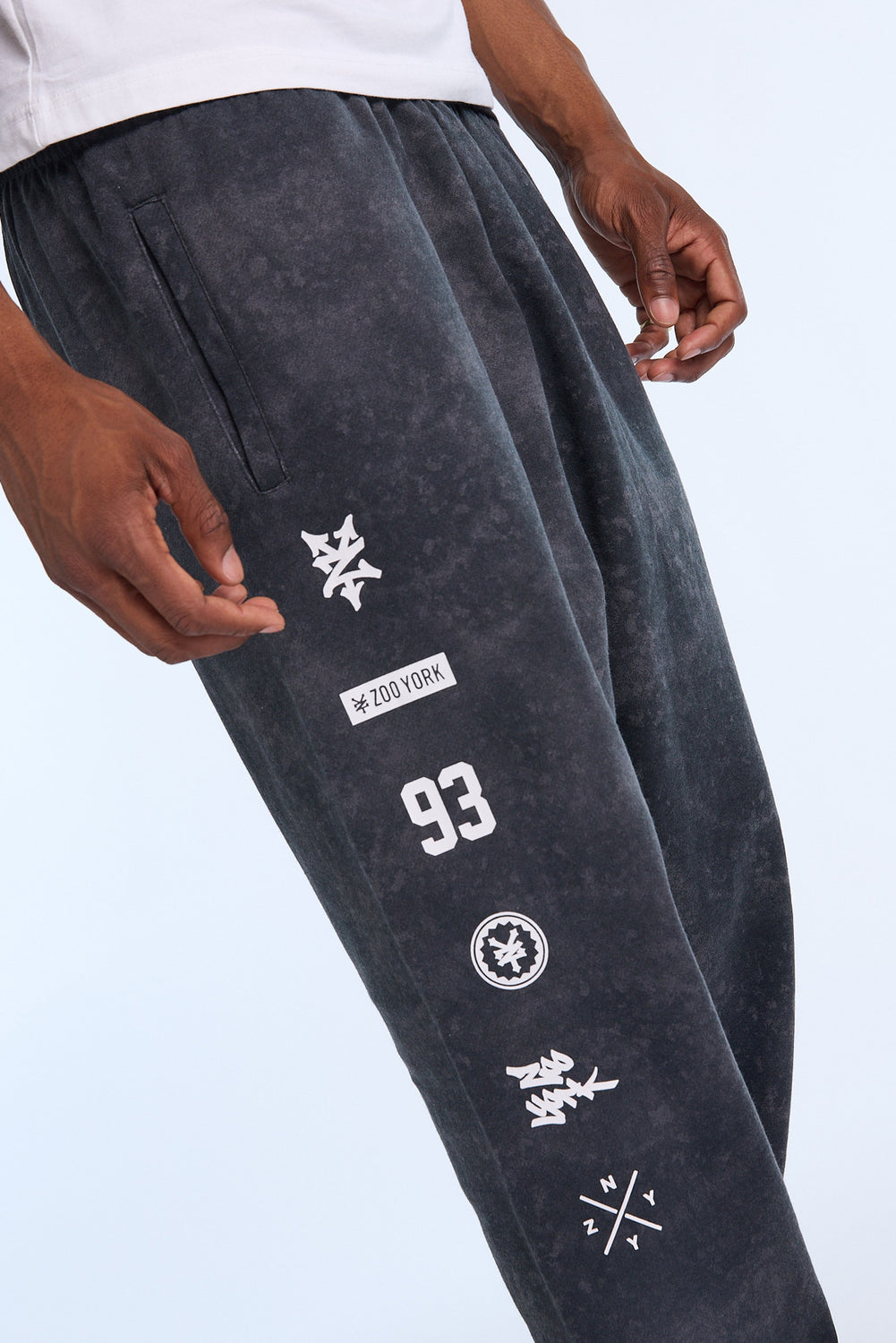 Zoo York Mens Allover Print Sweatpant Zoo York Mens Allover Print Sweatpant