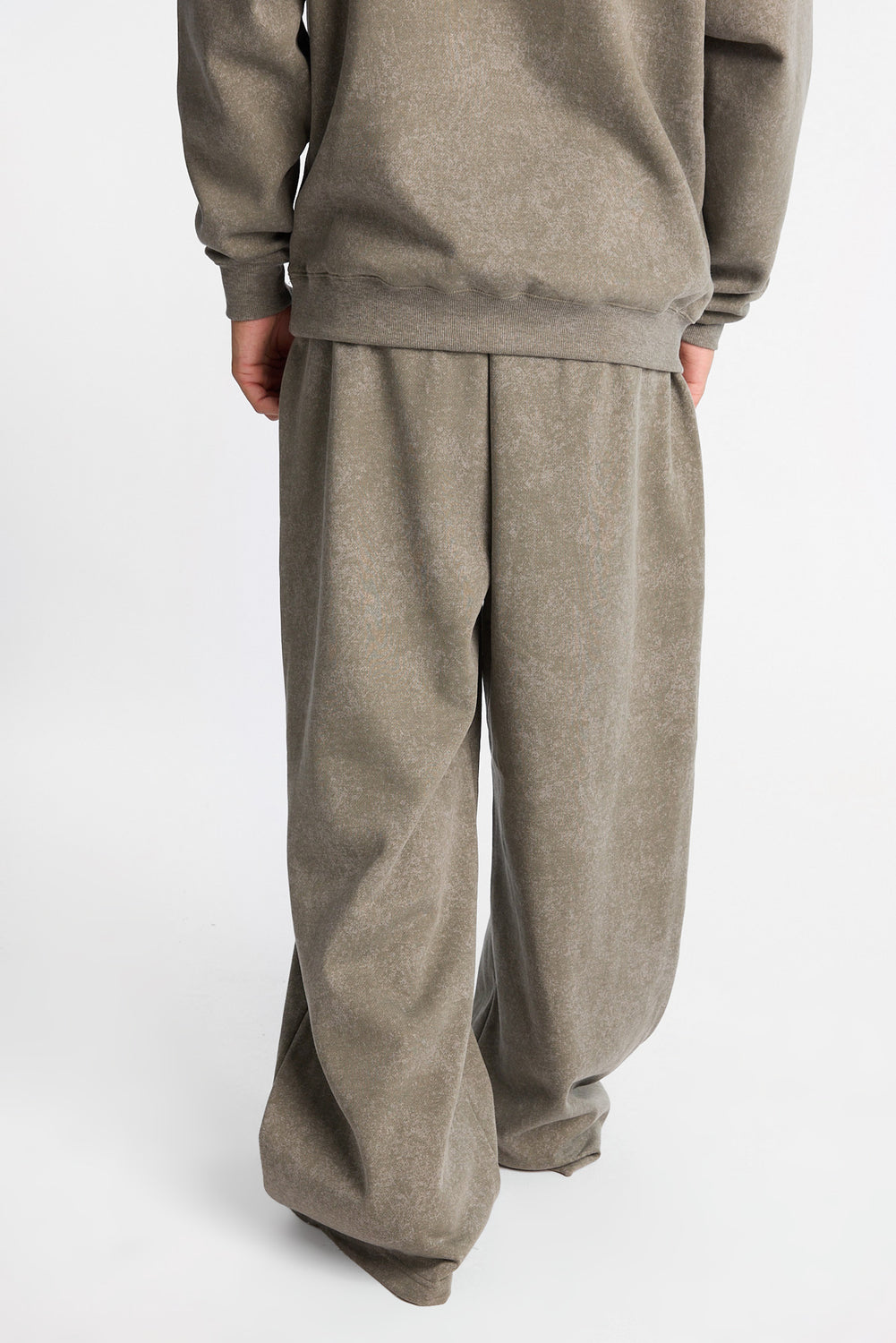 Zoo York Washed Super Baggy Sweatpants Zoo York Washed Super Baggy Sweatpants