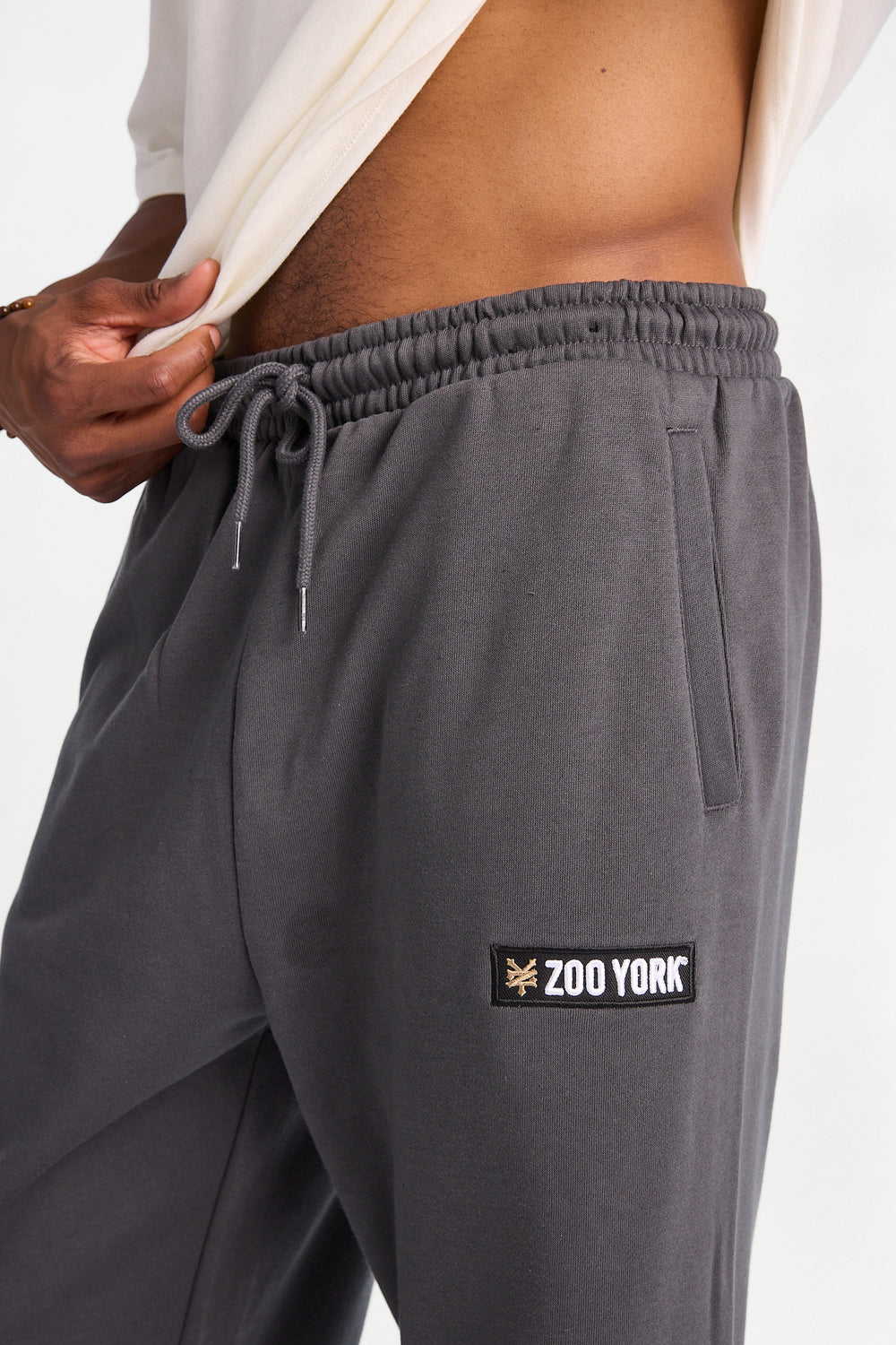 Zoo York Box Logo Baggy Sweatpants Zoo York Box Logo Baggy Sweatpants