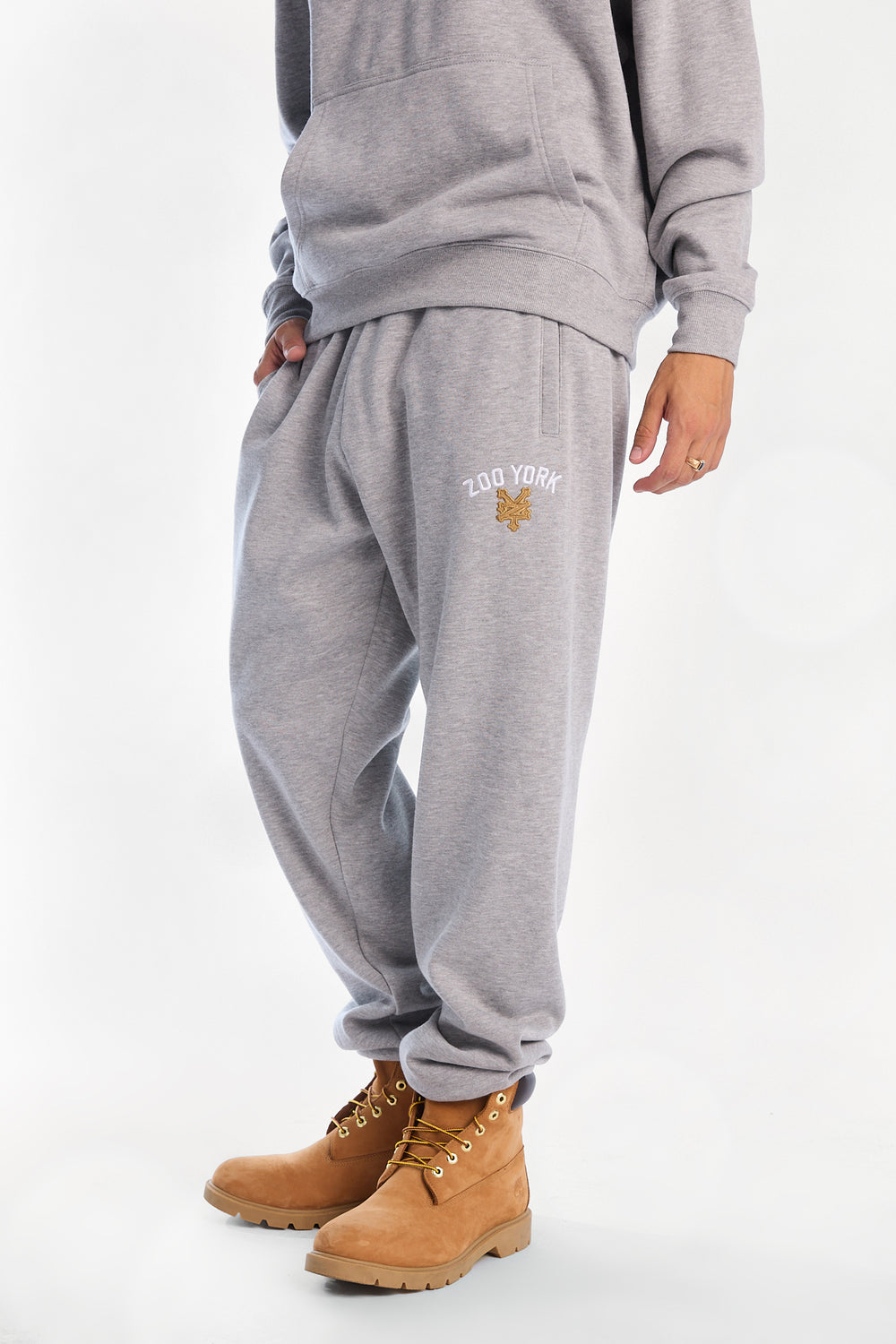 Jogger en molleton ample Zoo York à logo brodé Jogger en molleton ample Zoo York à logo brodé