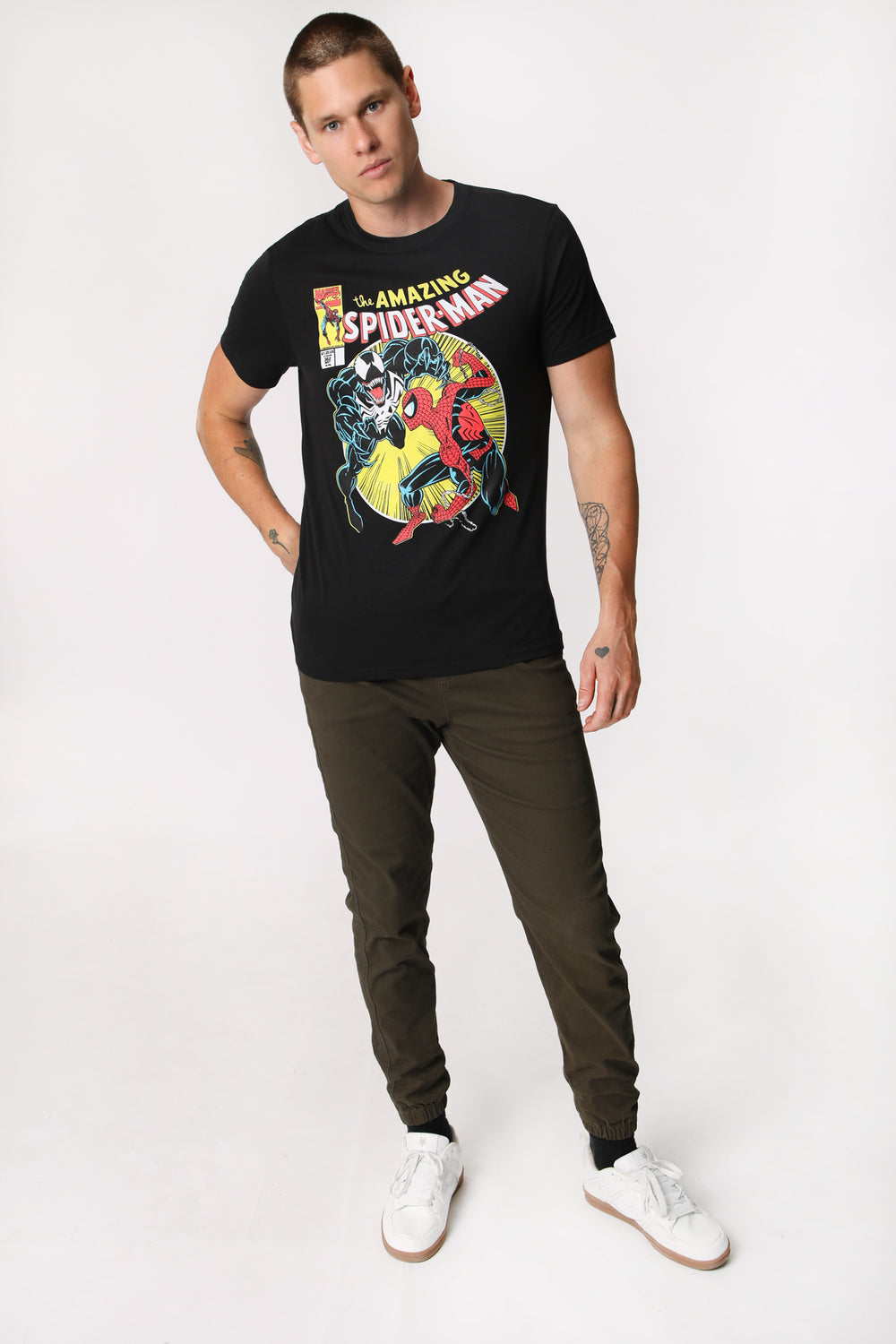 T-Shirt Imprimé Spider-Man vs Venom Homme T-Shirt Imprimé Spider-Man vs Venom Homme