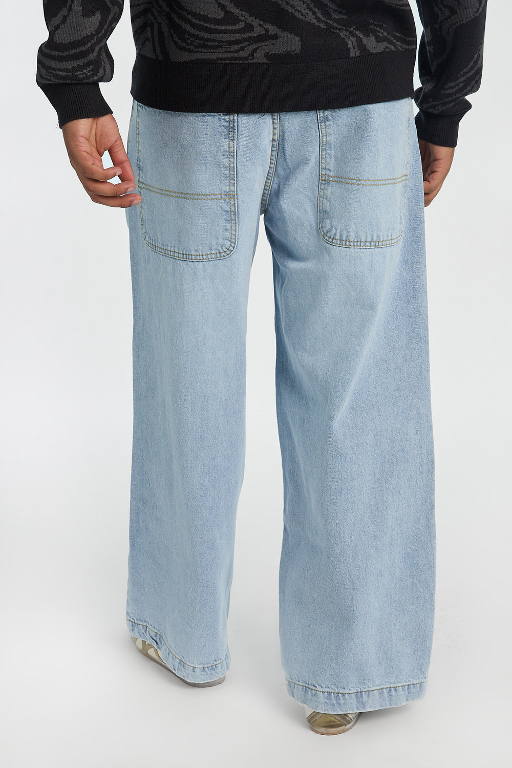 Jean super ample délavé léger homme Jean super ample délavé léger homme