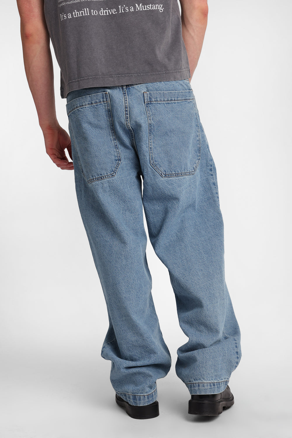 Jean coupe skateur Jean coupe skateur